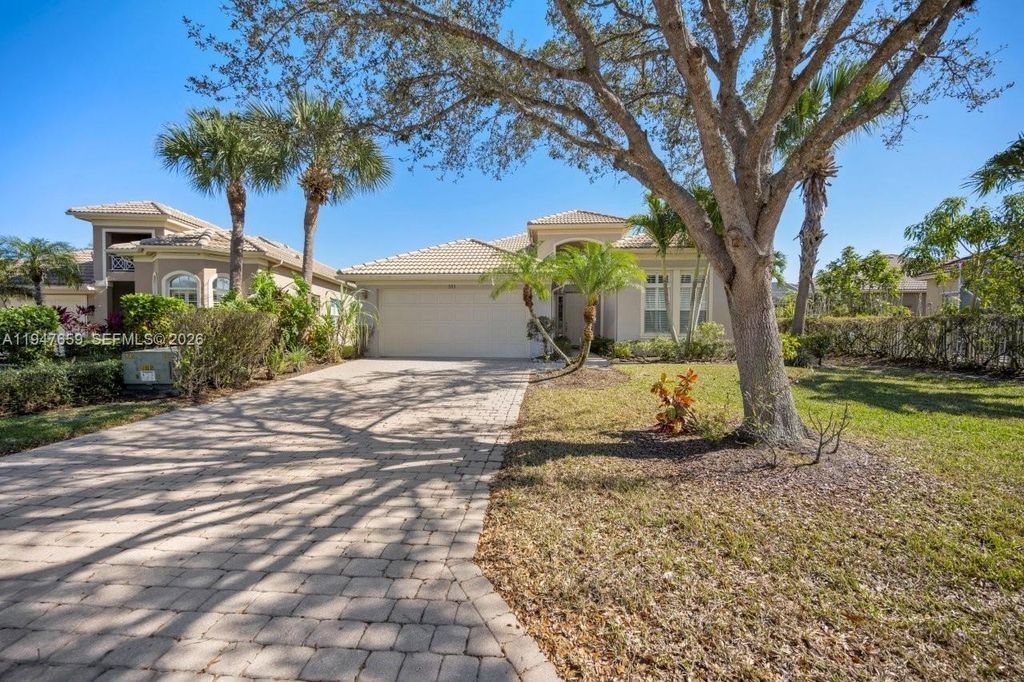 Photo of 303 NW Somerset Cir, Port St Lucie, FL 34983 (MLS # A11947659)