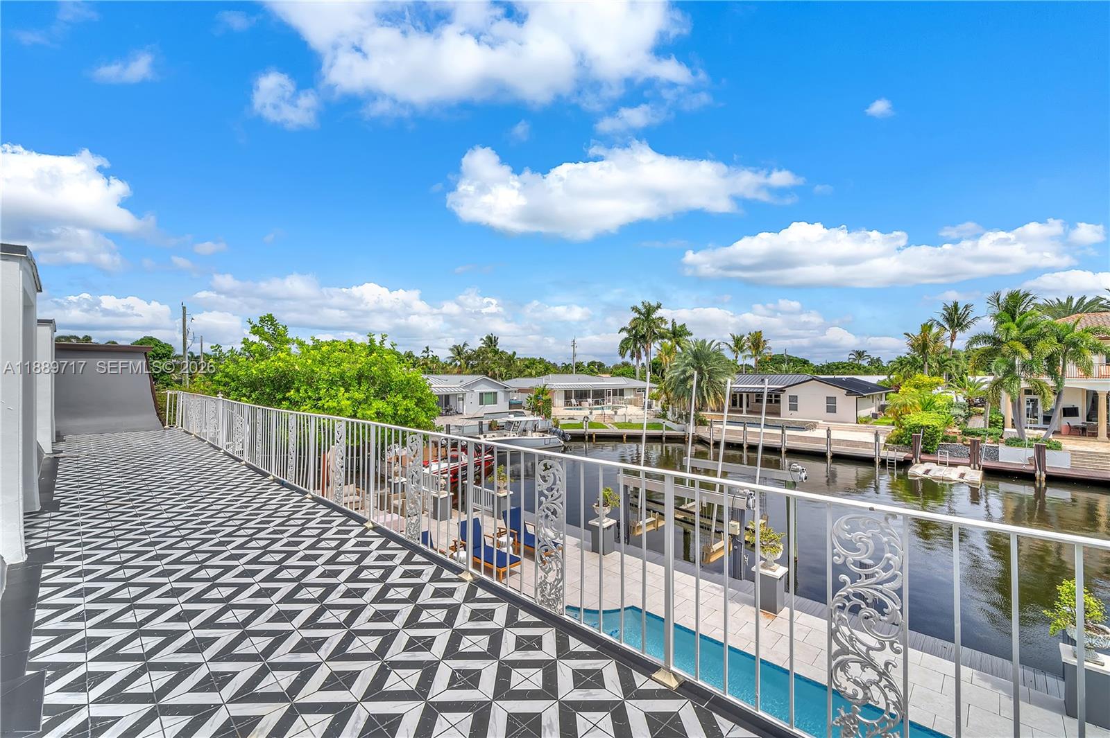 VENETIAN ISLES 3RD SEC - Residential