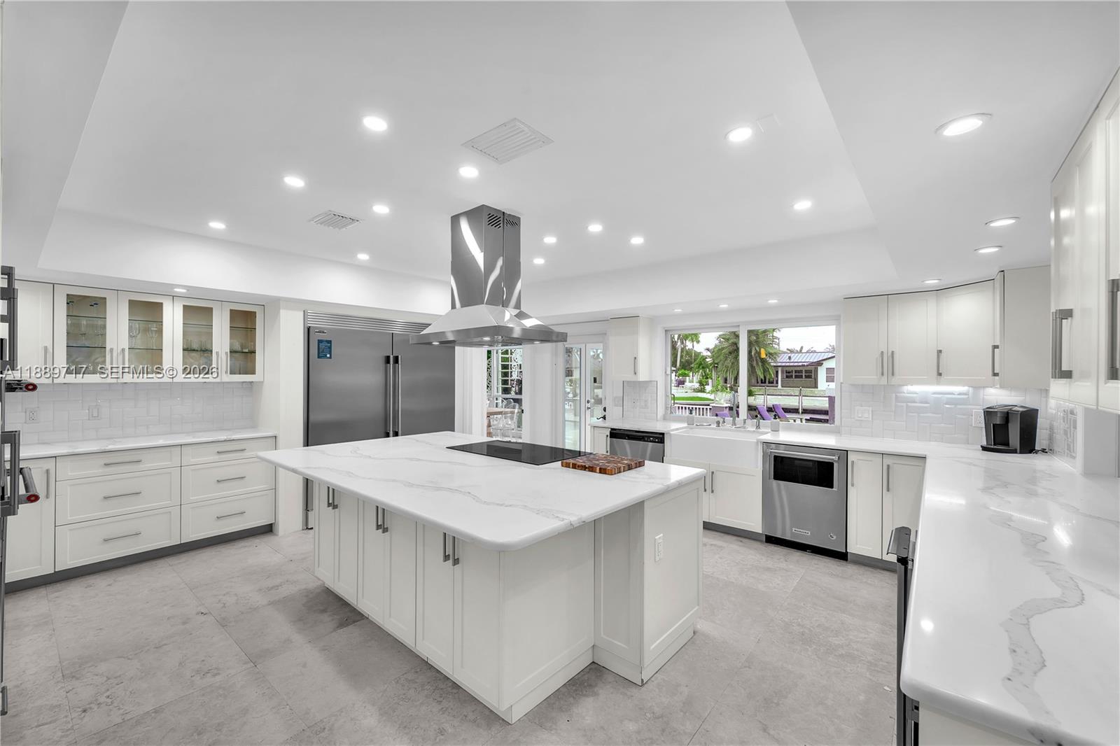 VENETIAN ISLES 3RD SEC - Residential