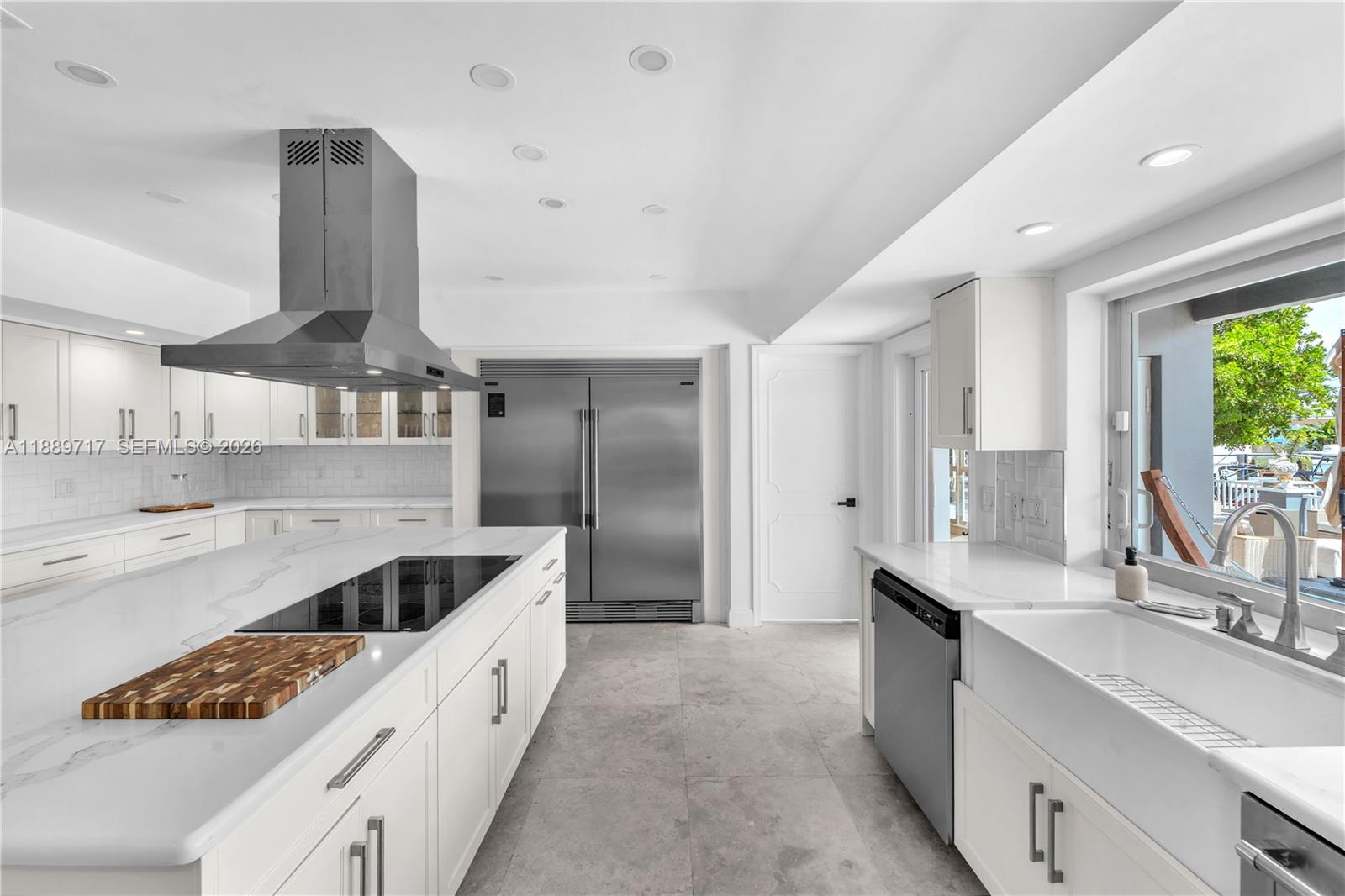 VENETIAN ISLES 3RD SEC - Residential