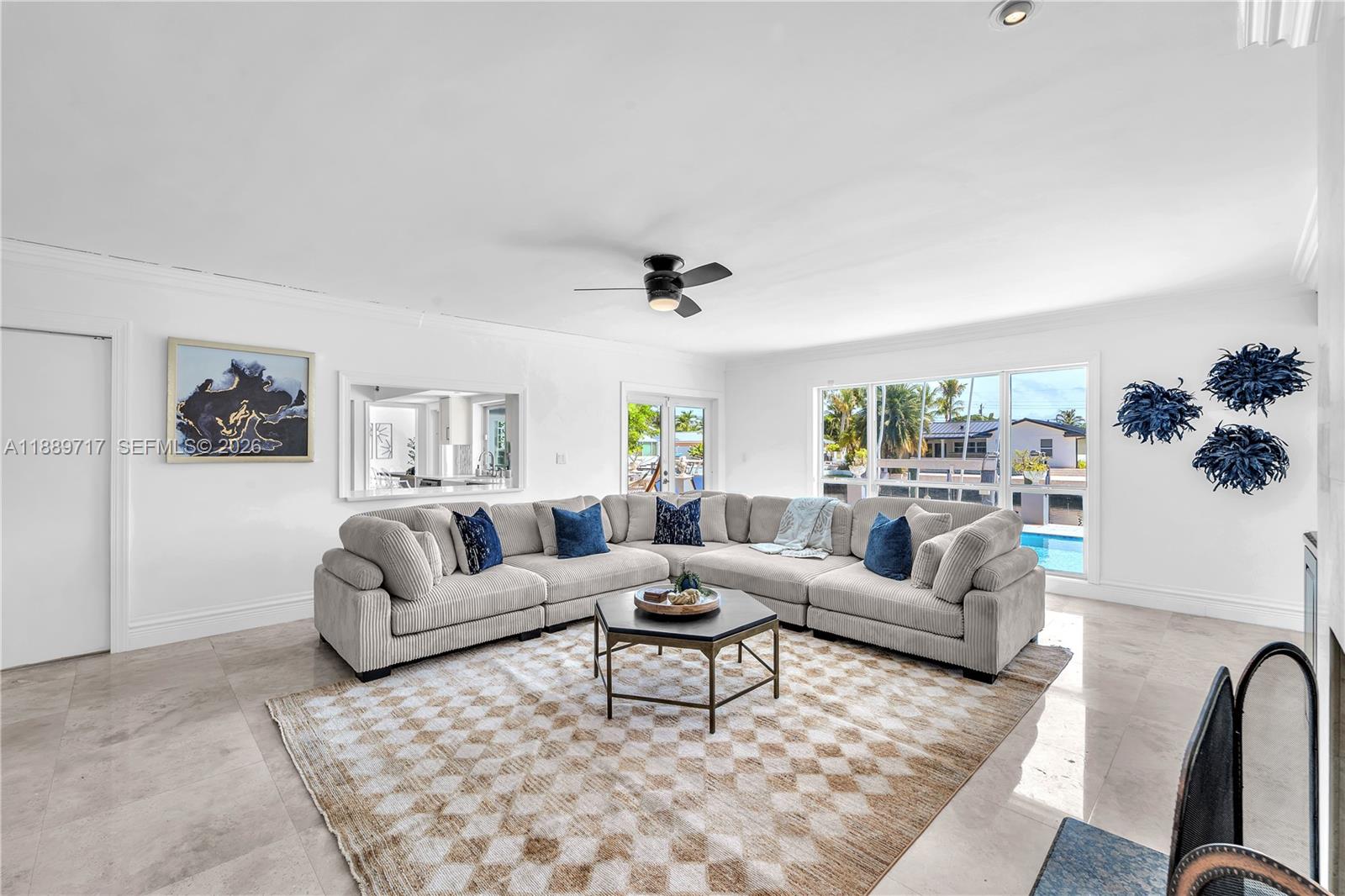 VENETIAN ISLES 3RD SEC - Residential