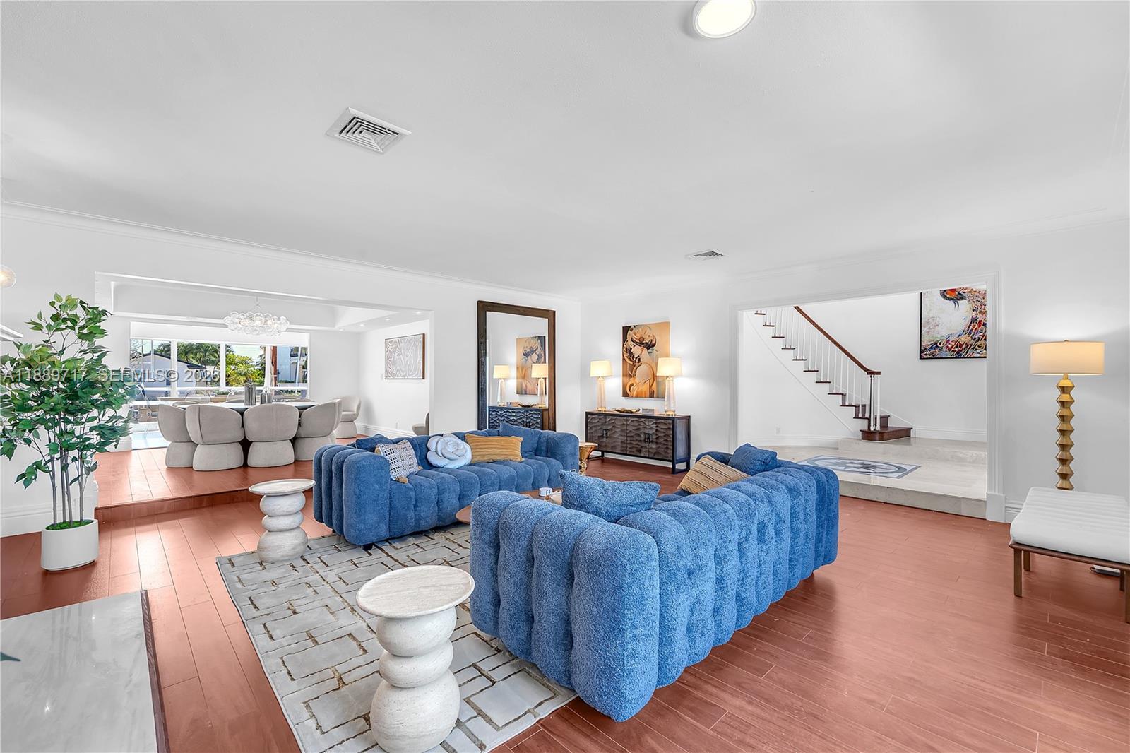 VENETIAN ISLES 3RD SEC - Residential