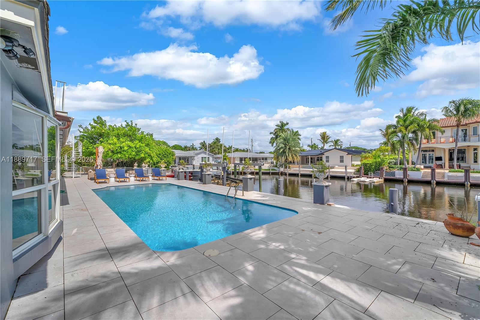 VENETIAN ISLES 3RD SEC - Residential