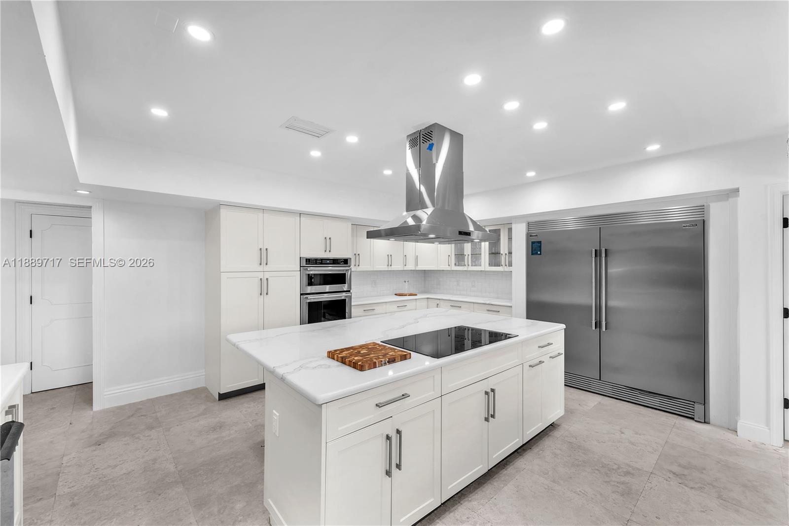 VENETIAN ISLES 3RD SEC - Residential