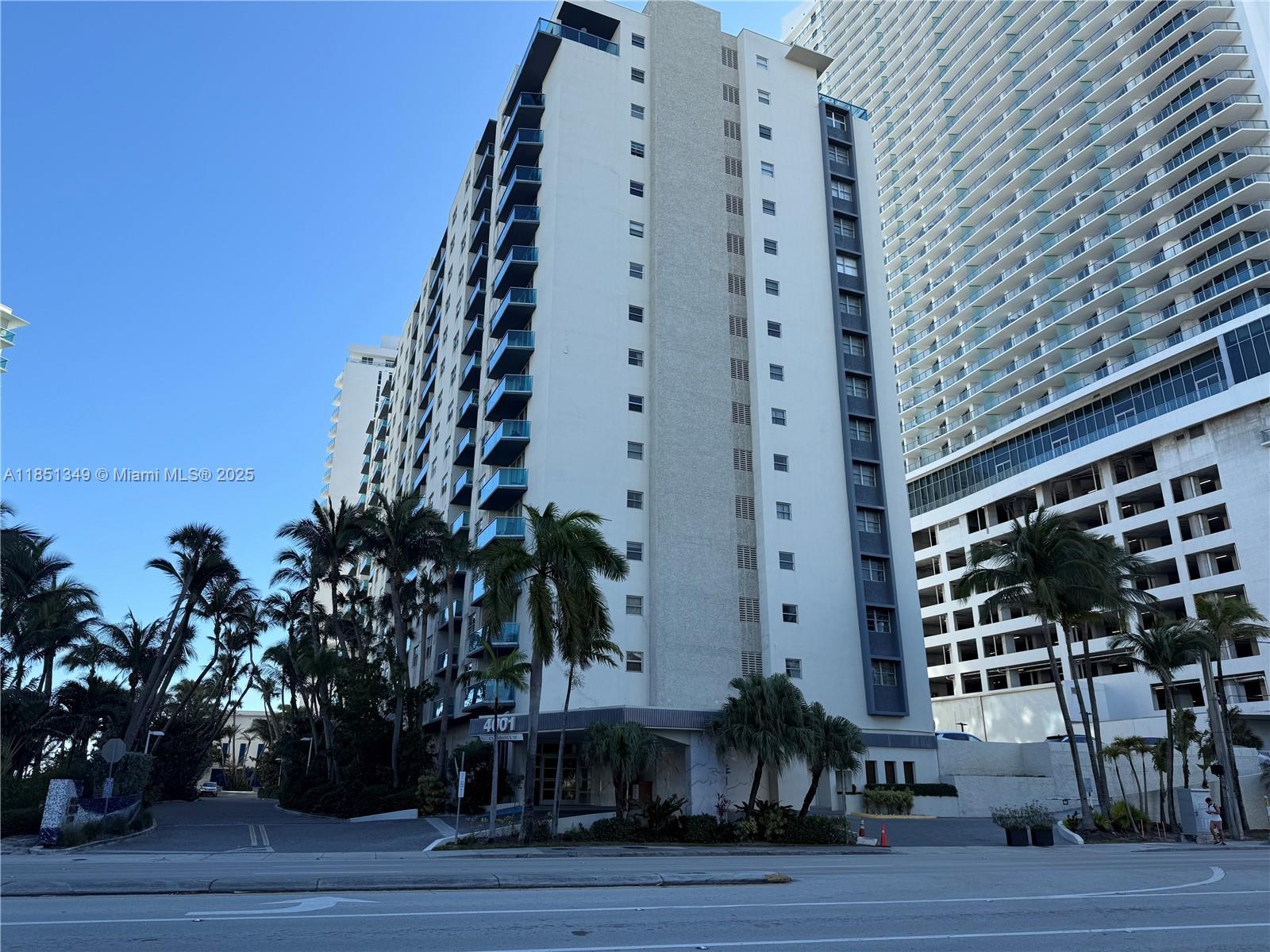 Stunning Oceanfront Rental - 4001 S Ocean Dr, Unit 9A Live the beach life in this spacious 2BR/1.5BA condo with breathtaking ocean views! Located in Hollywood Beach, FL, this rental offers direct beach access, a refreshing pool, and a fully-equipped gym for your convenience. Key Features: Gorgeous ocean views Direct beach access Pool & gym amenities $2,550/month Don’t miss out on this amazing opportunity to live steps from the sand! Contact us for more details. 1 parking and may get additional parking with Hoa for a fee.