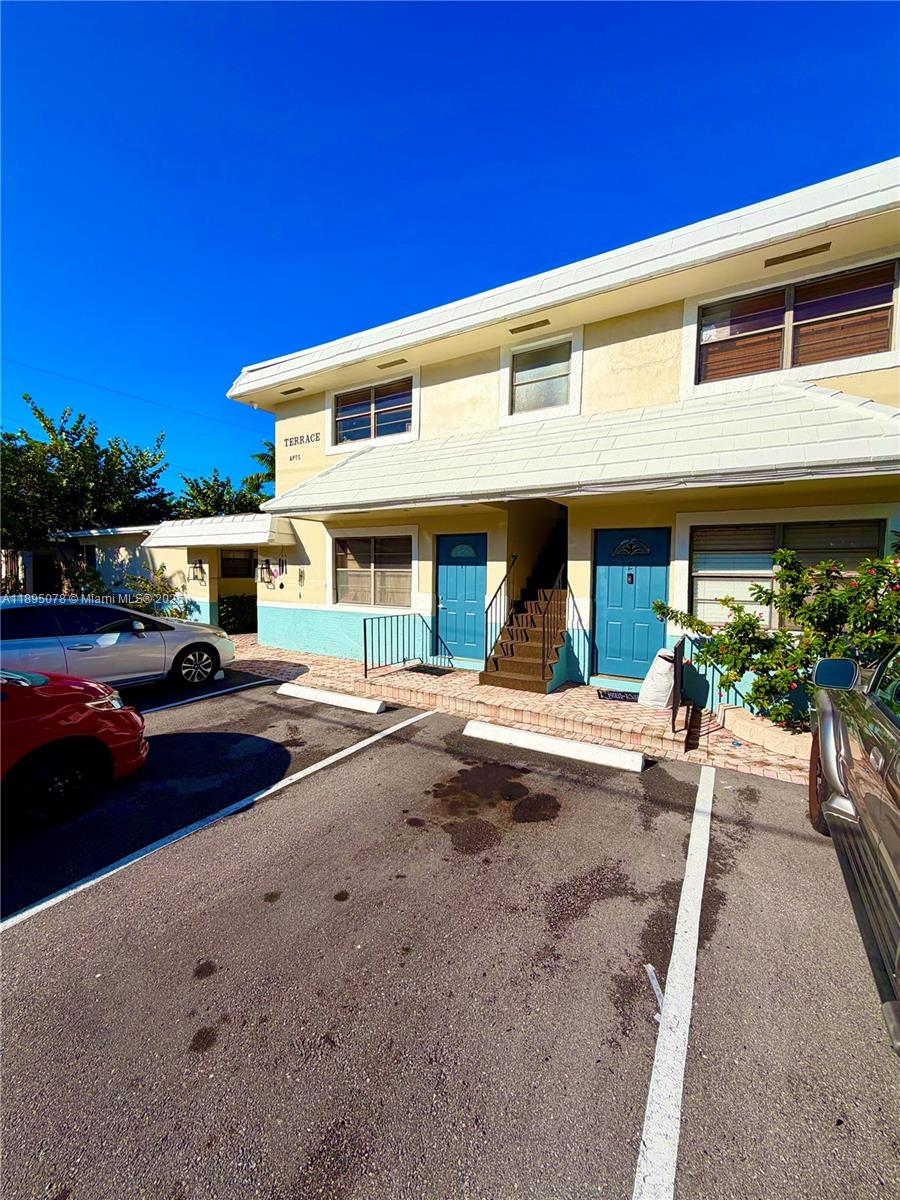 RIO VISTA ISLES - Residential Lease