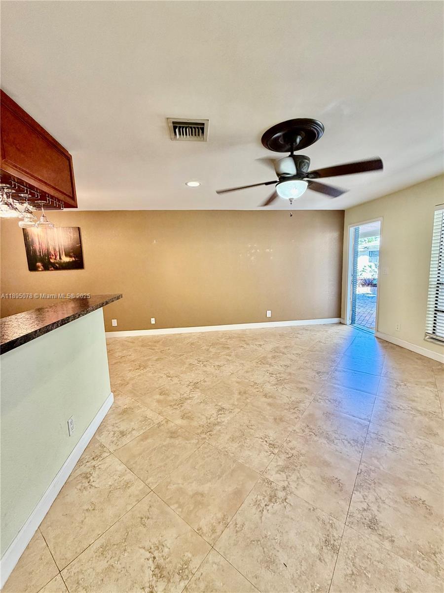 RIO VISTA ISLES - Residential Lease