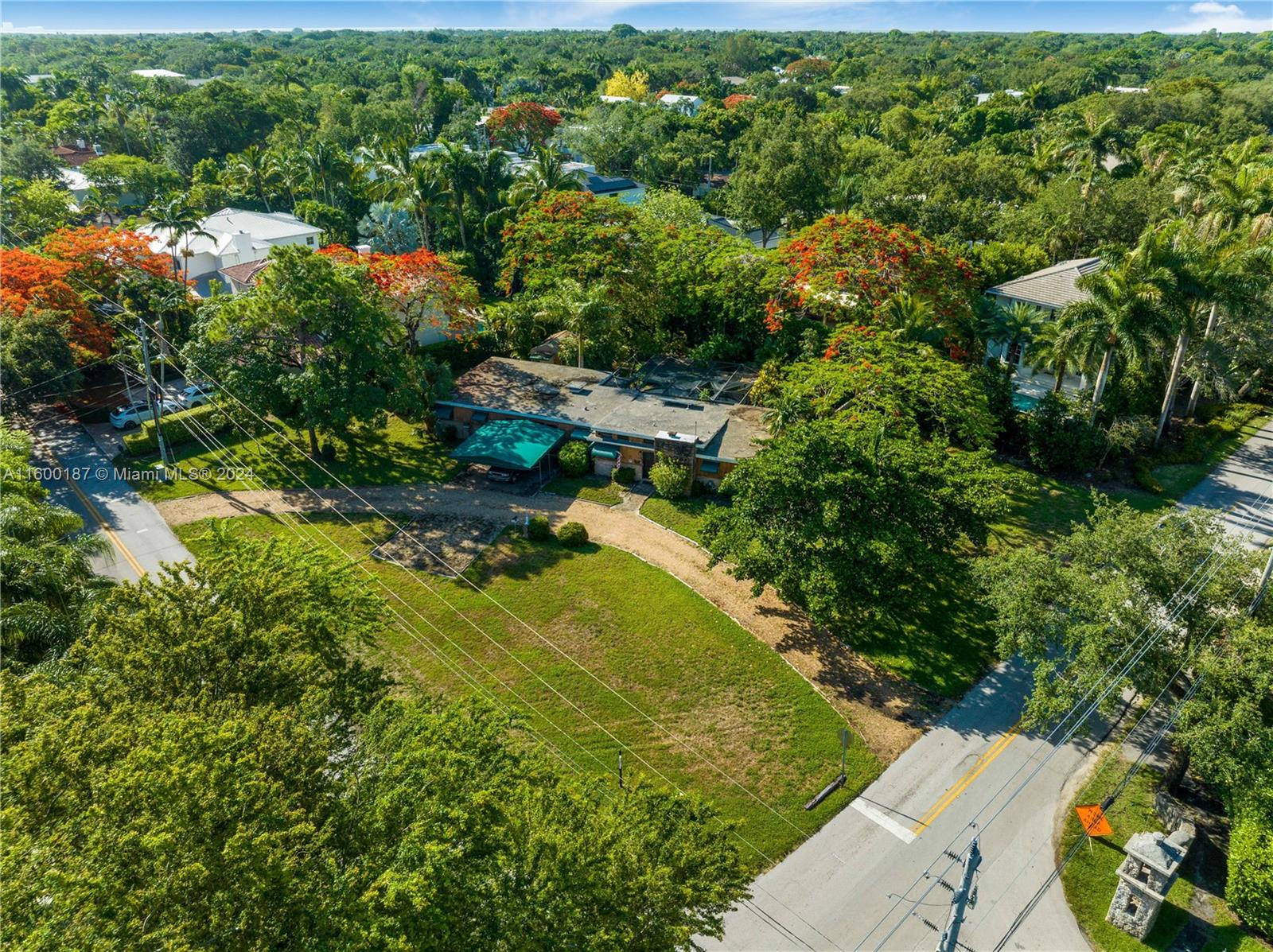 COCOPLUM MANOR - Residential