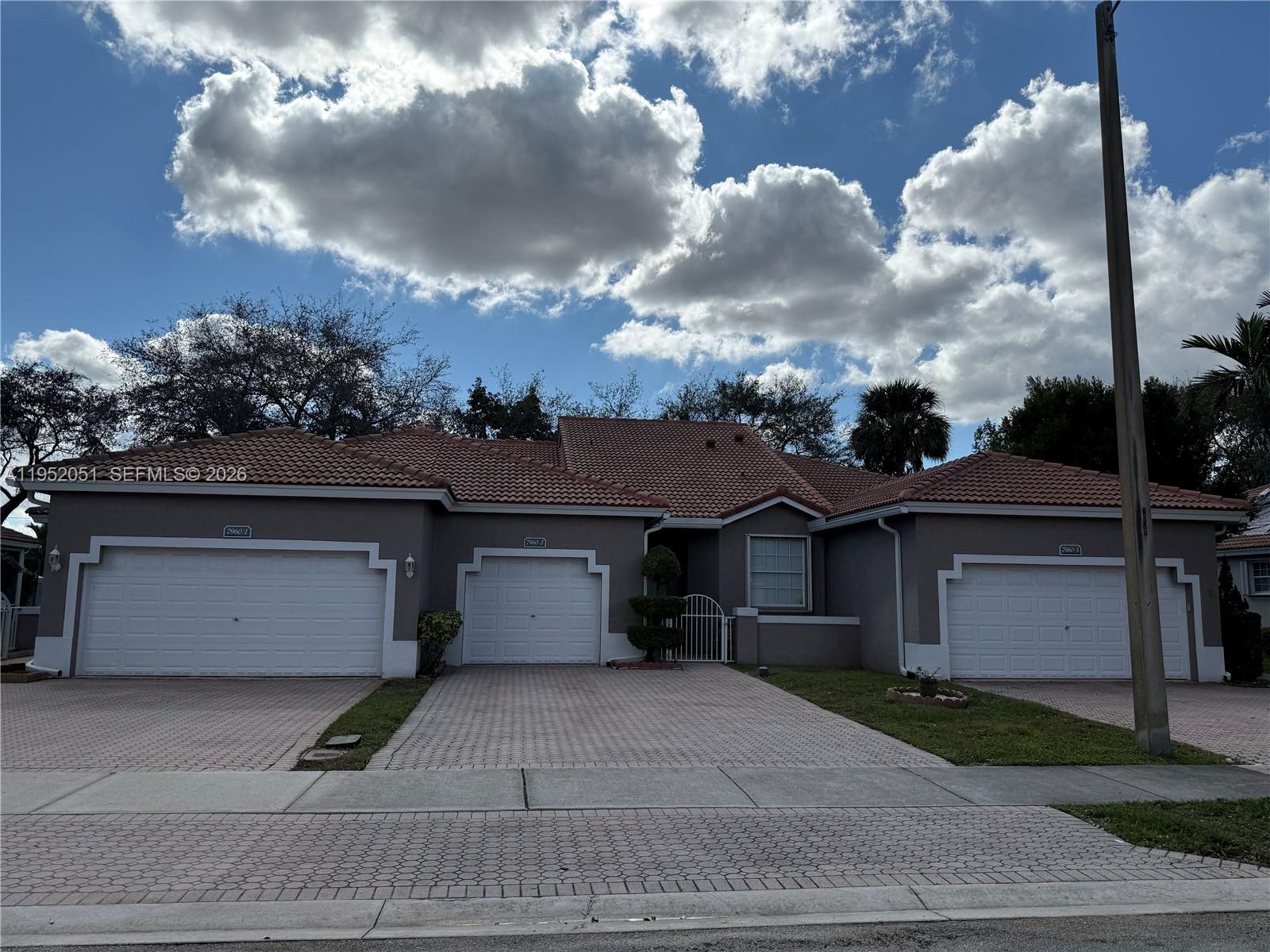 , Sunrise, FL, 33322/$409,000 1 687892150