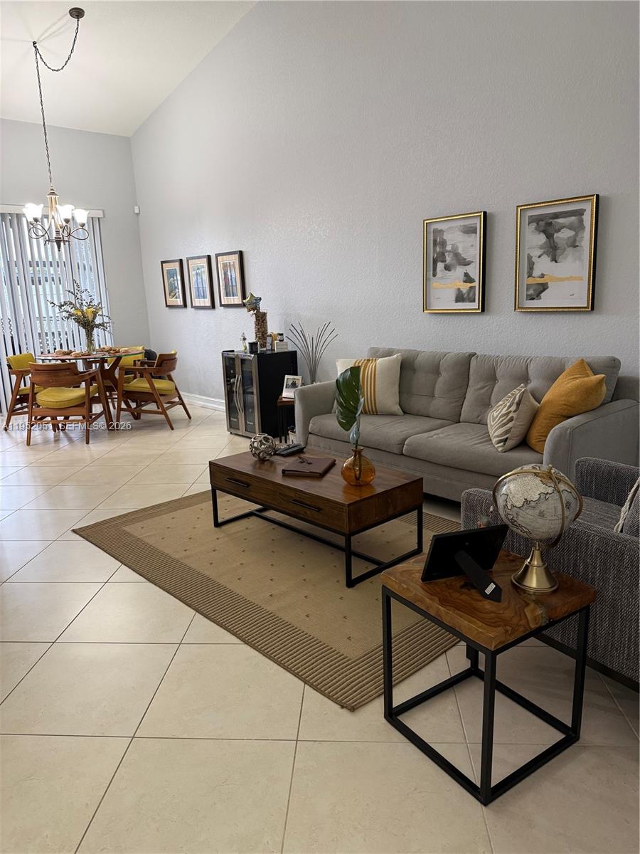 , Sunrise, FL, 33322/$409,000 3 955828604