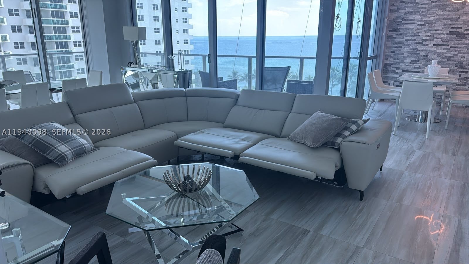 3101 S Ocean Dr 801