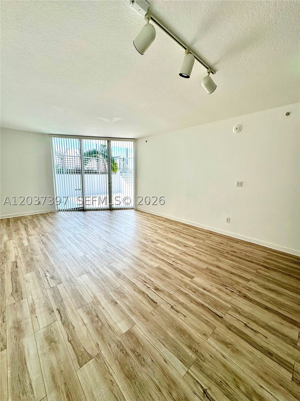 325 S Biscayne Blvd 1116