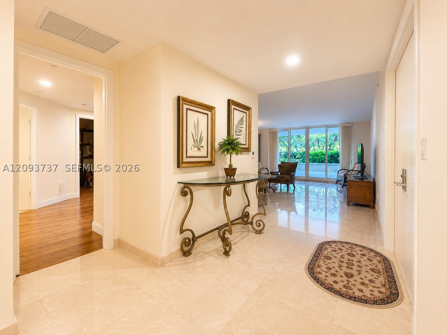799 Crandon Blvd 202