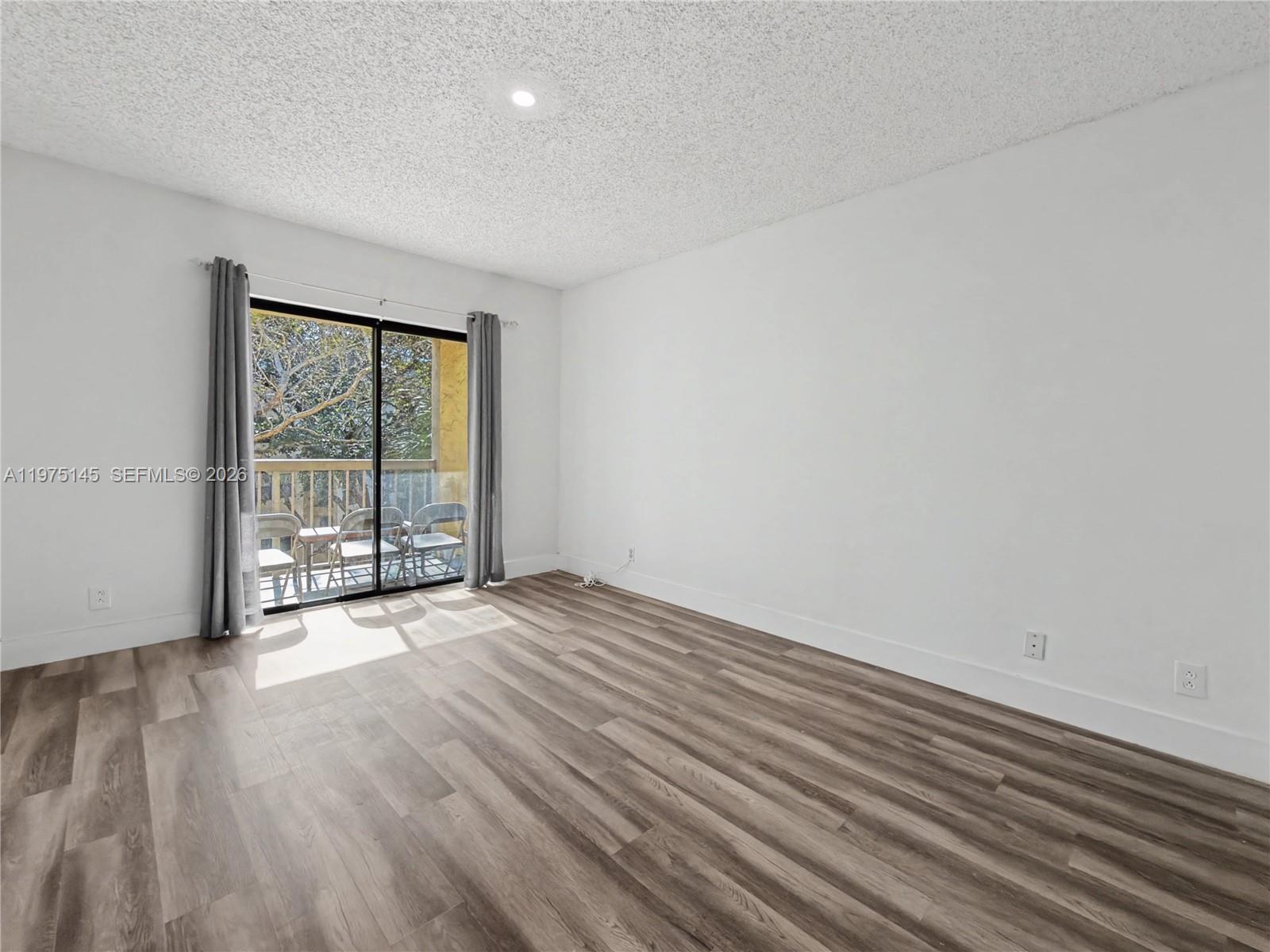 LAS VISTAS AT DORAL CONDO - Residential Lease