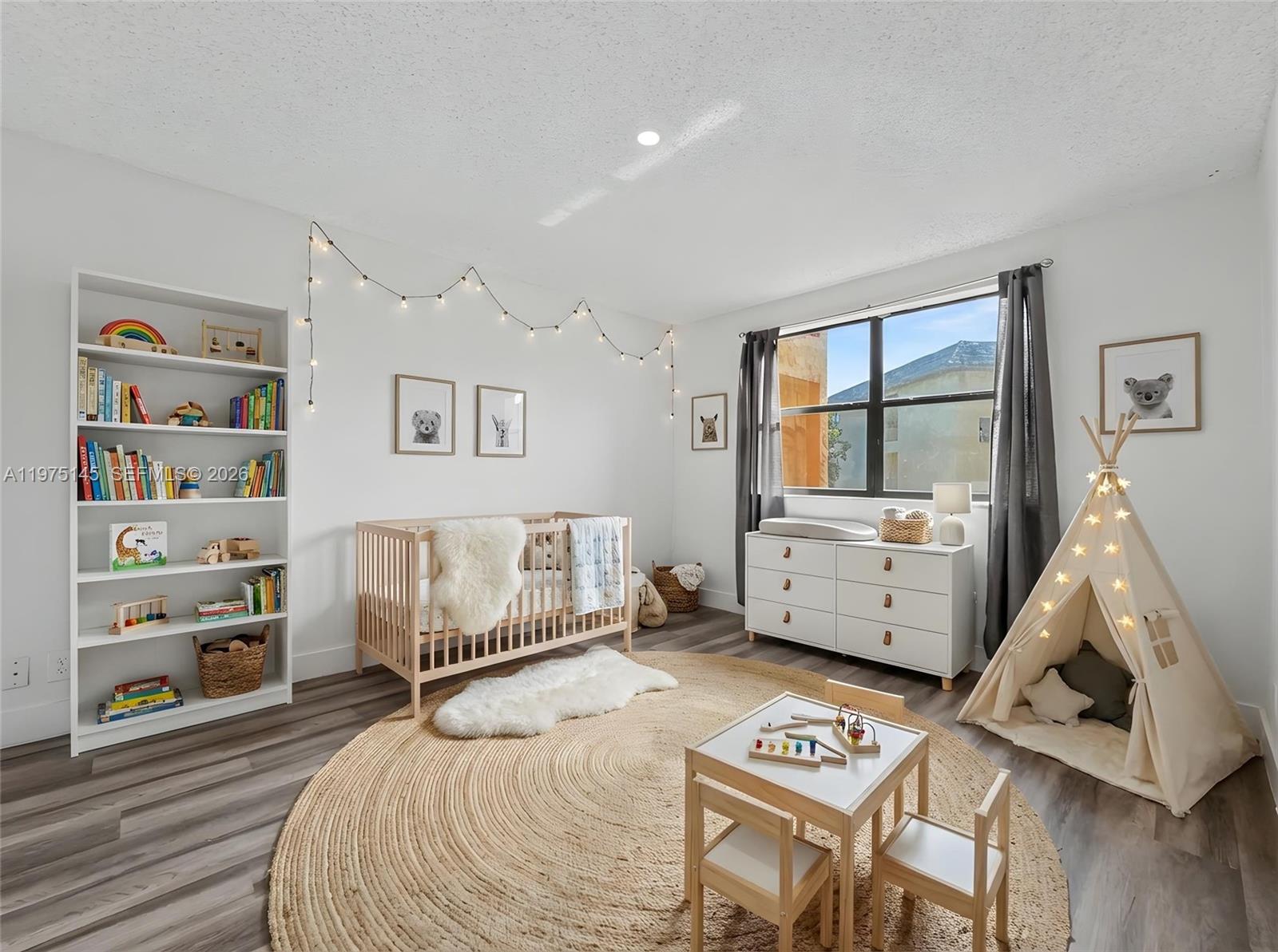 LAS VISTAS AT DORAL CONDO - Residential Lease