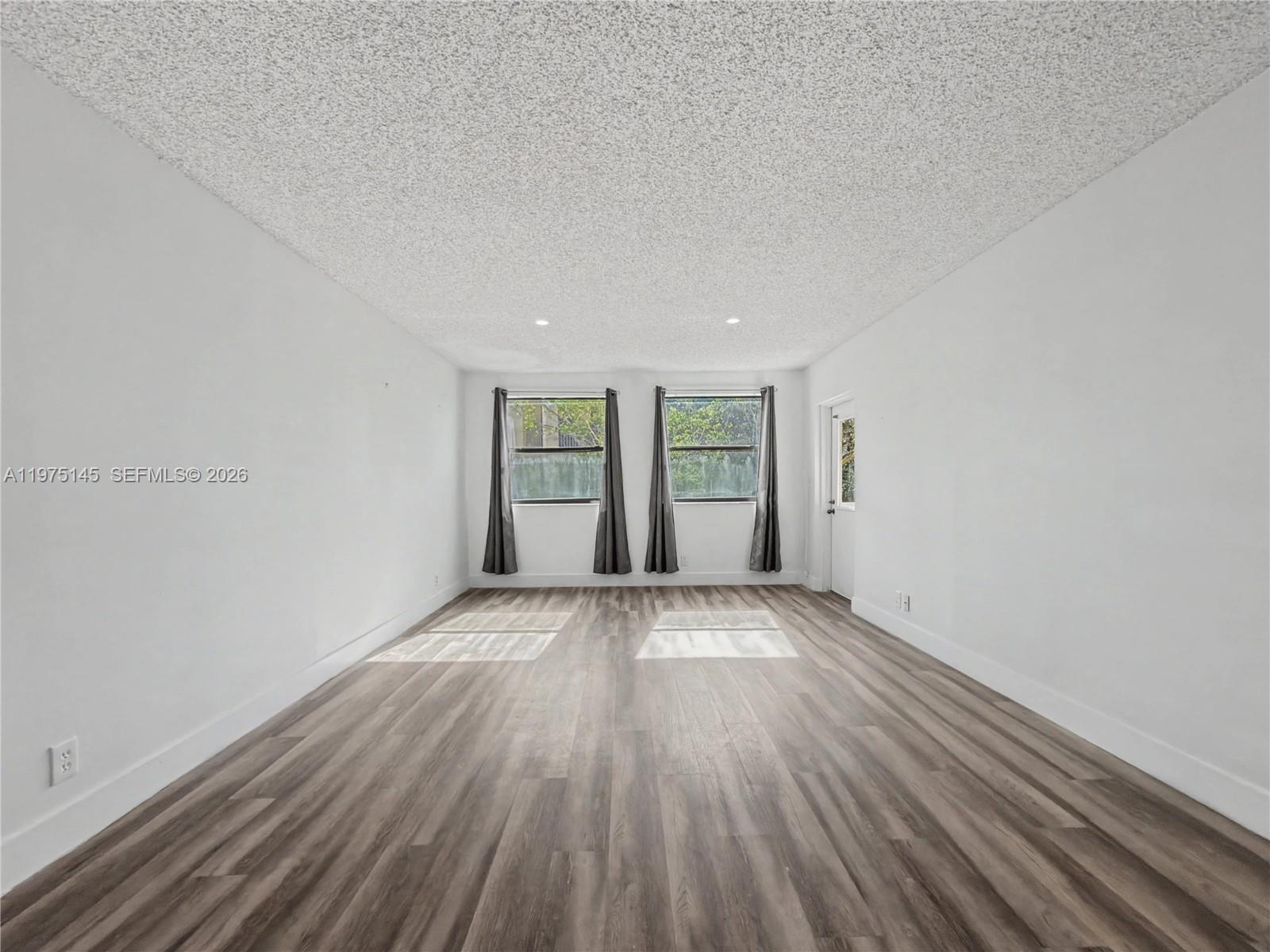 LAS VISTAS AT DORAL CONDO - Residential Lease