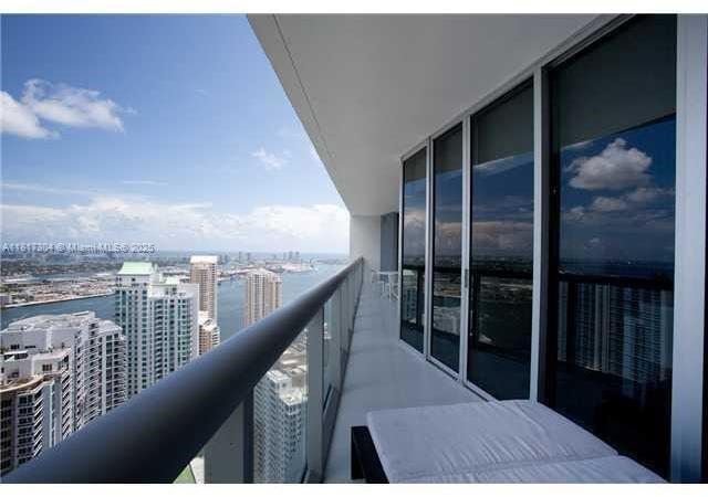 Property for Sale at 495 Brickell Ave 5104, Miami, Broward County, Florida - Bedrooms: 2 
Bathrooms: 2  - $1,500,000