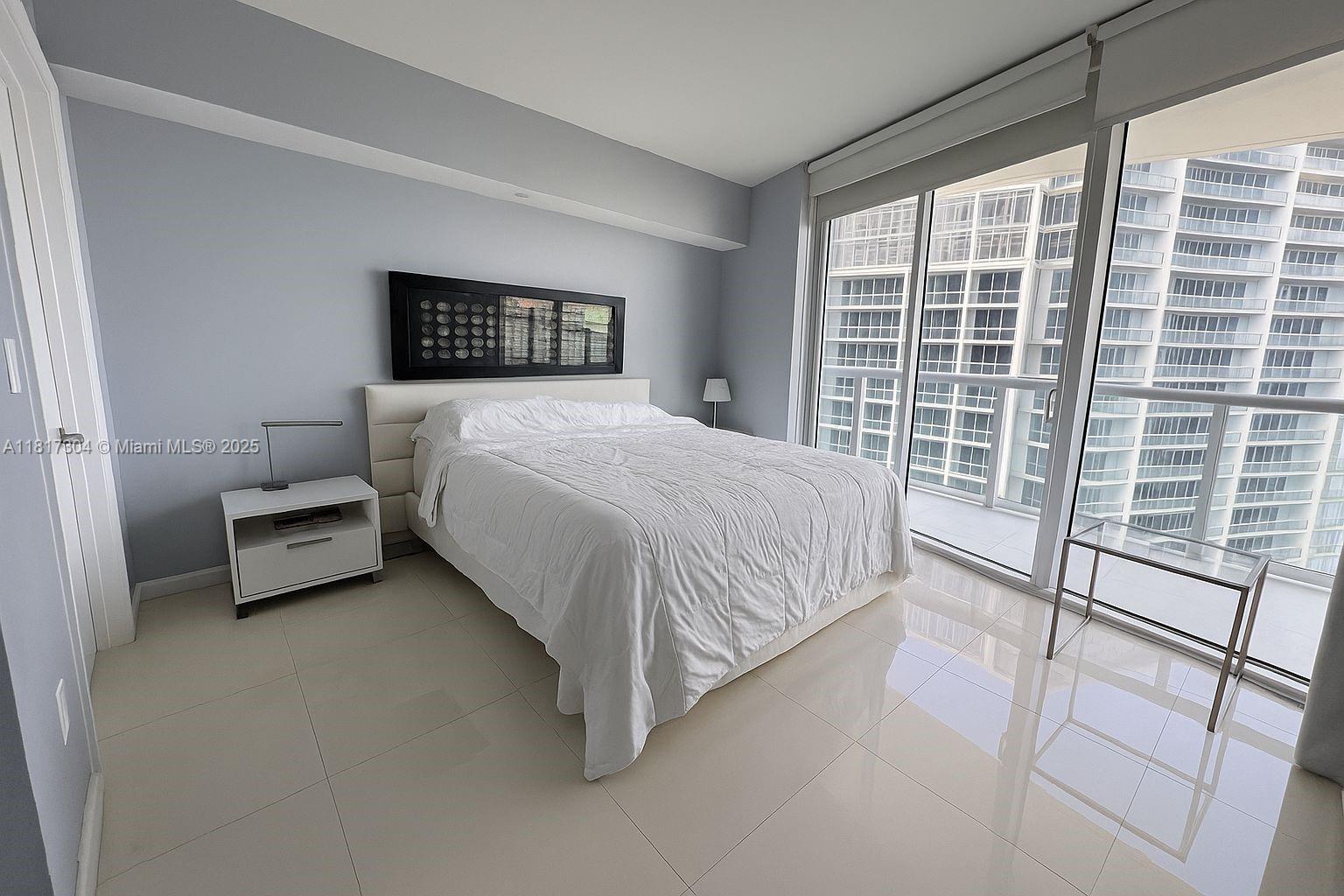 ICON BRICKELL NO TWO - Residential