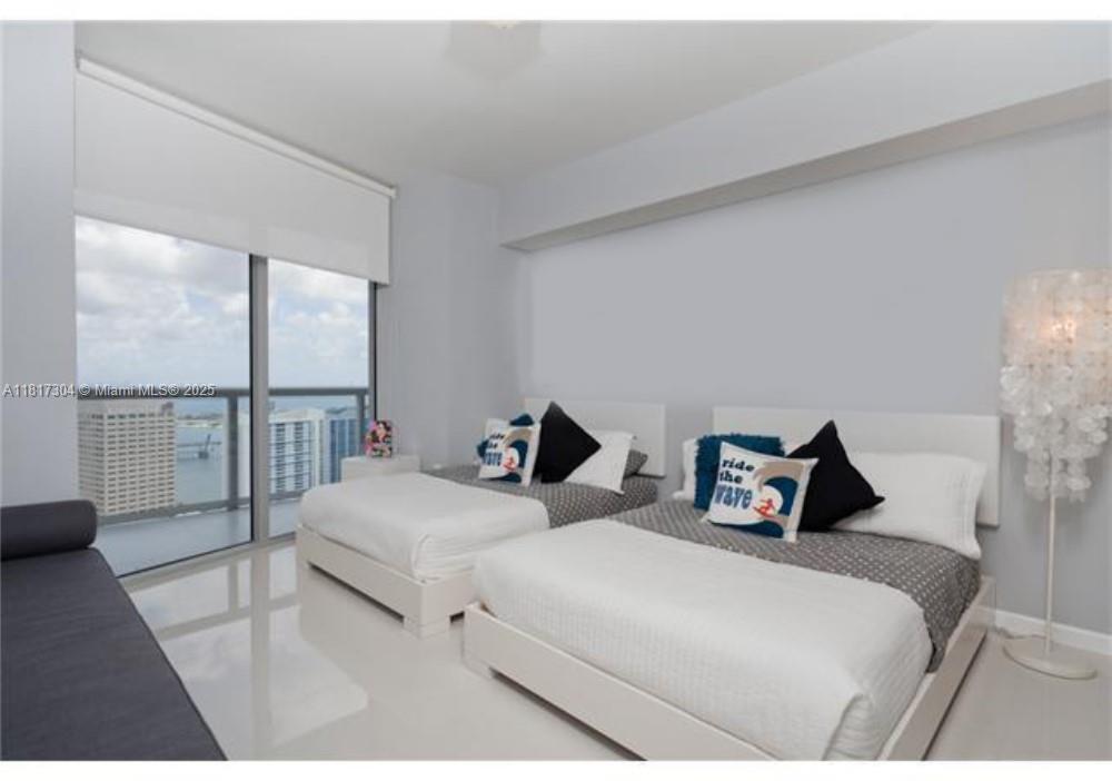 495 Brickell Ave 5104