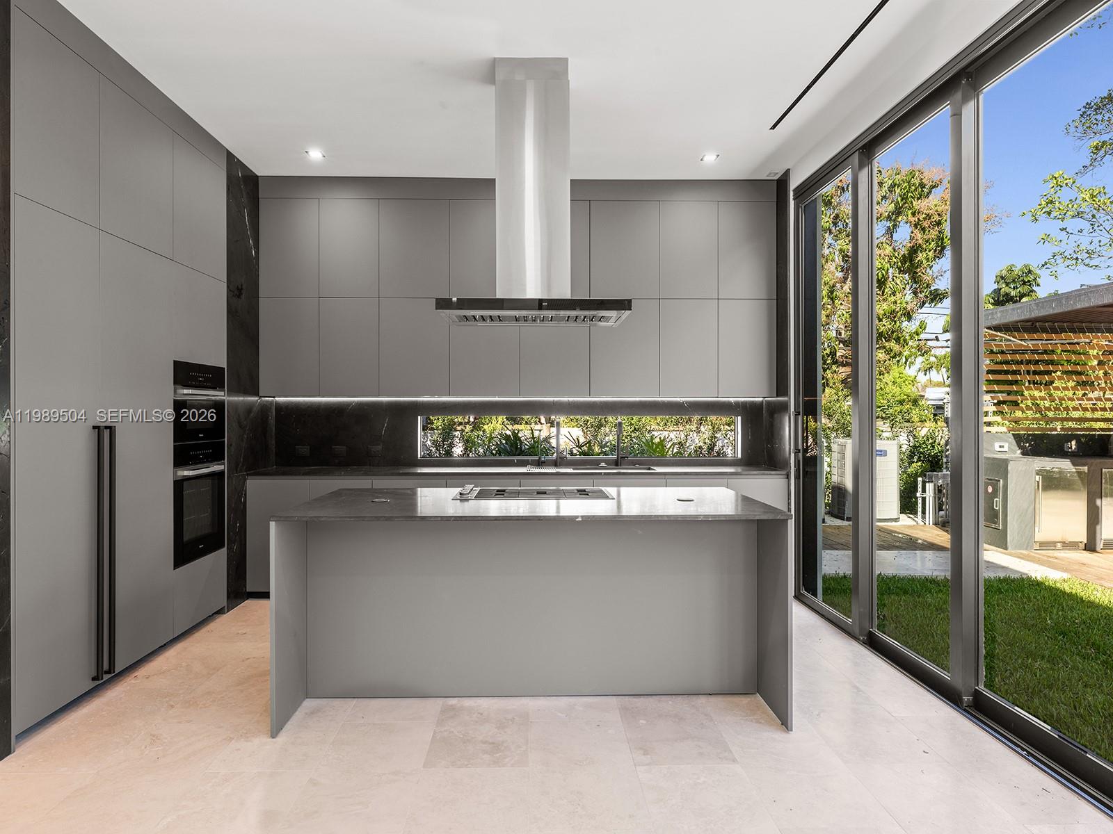 AVOCADO HOMES - Residential