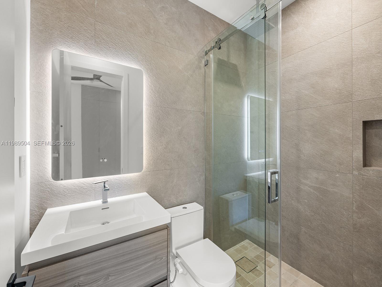 AVOCADO HOMES - Residential