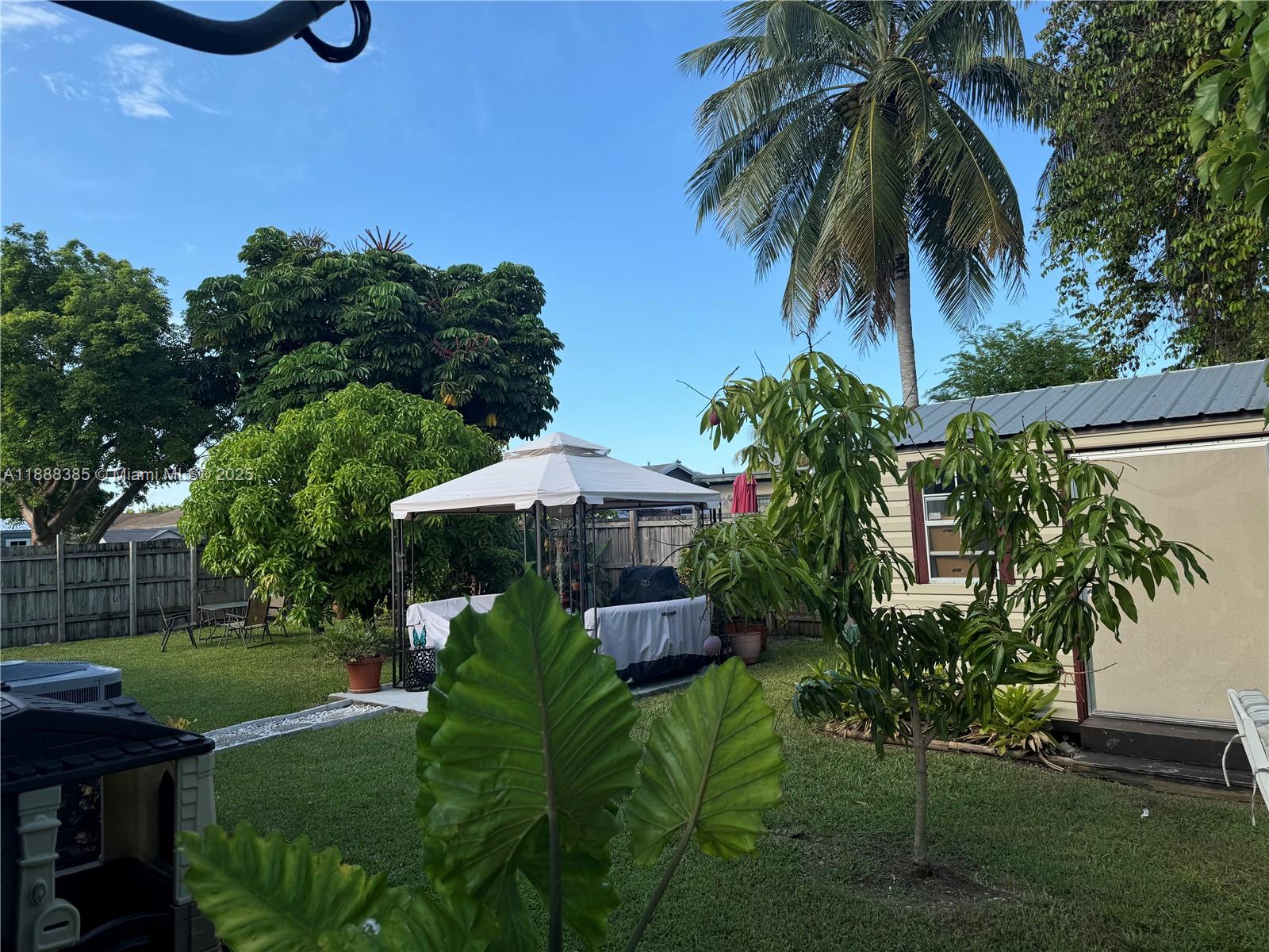 MEADOW WOOD MANOR SEC 3 - Residential