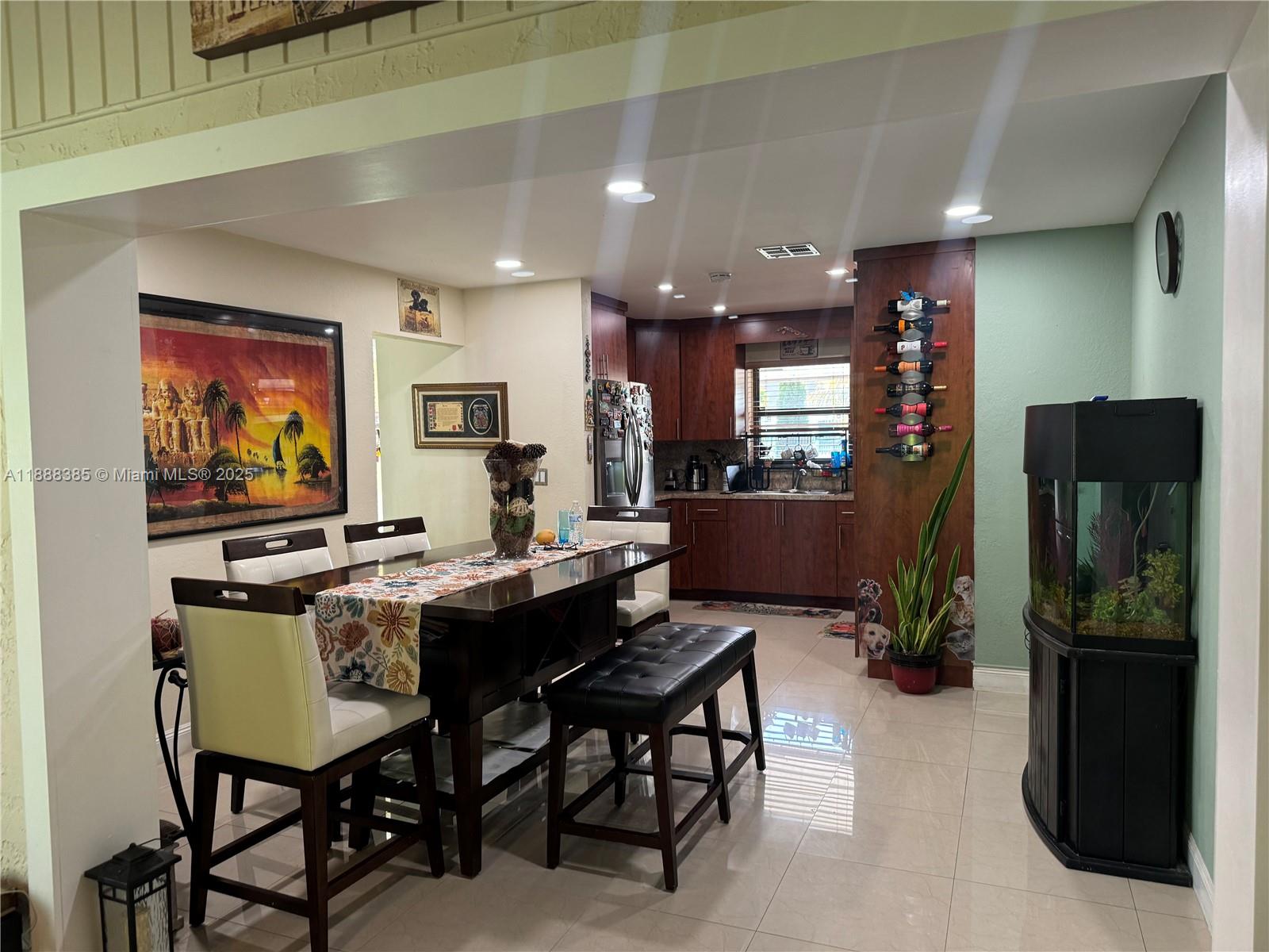 MEADOW WOOD MANOR SEC 3 - Residential