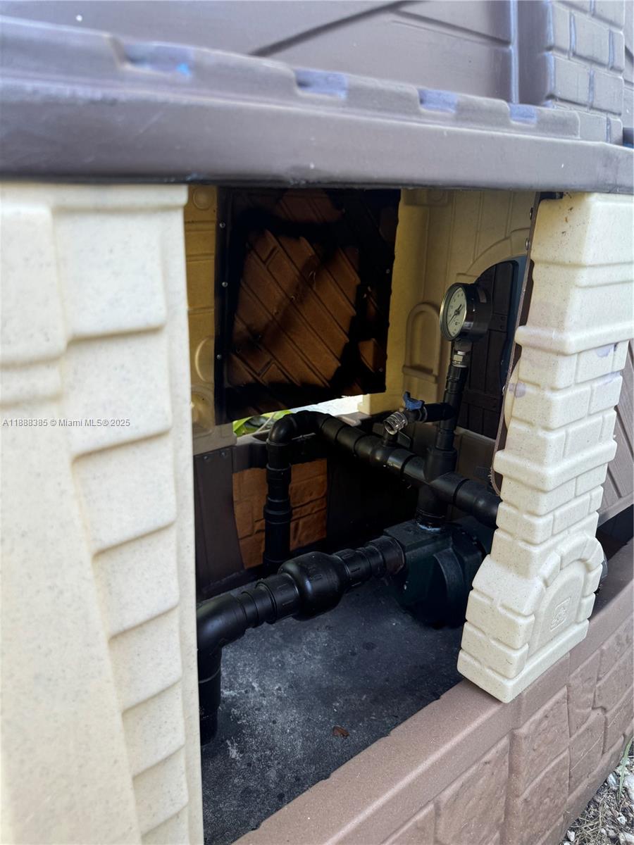 MEADOW WOOD MANOR SEC 3 - Residential