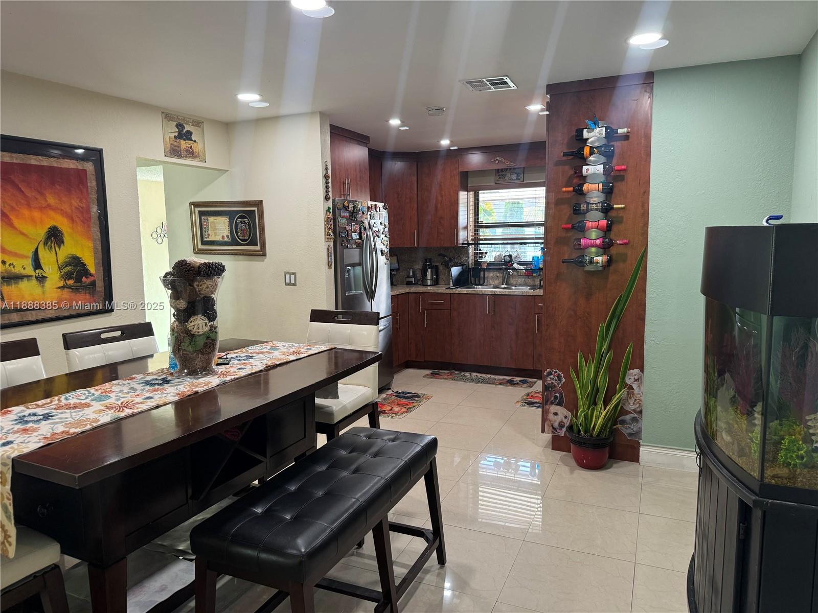 MEADOW WOOD MANOR SEC 3 - Residential