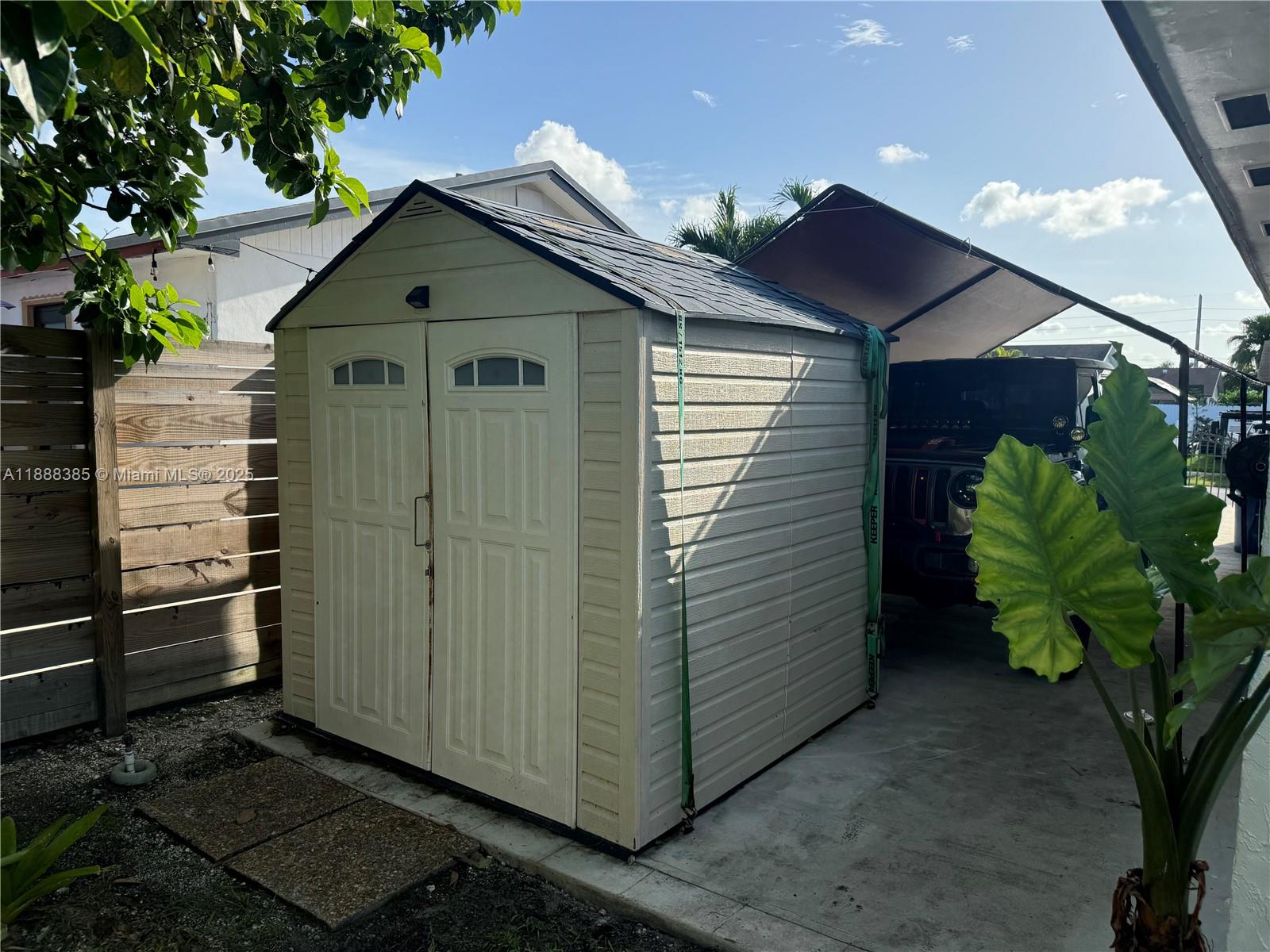 MEADOW WOOD MANOR SEC 3 - Residential