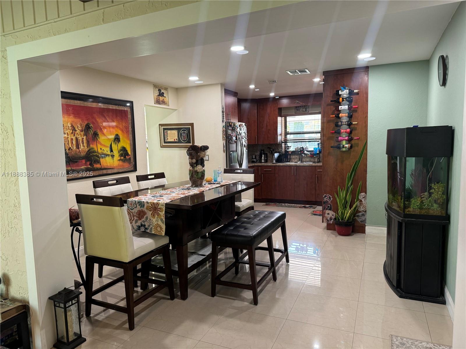 MEADOW WOOD MANOR SEC 3 - Residential