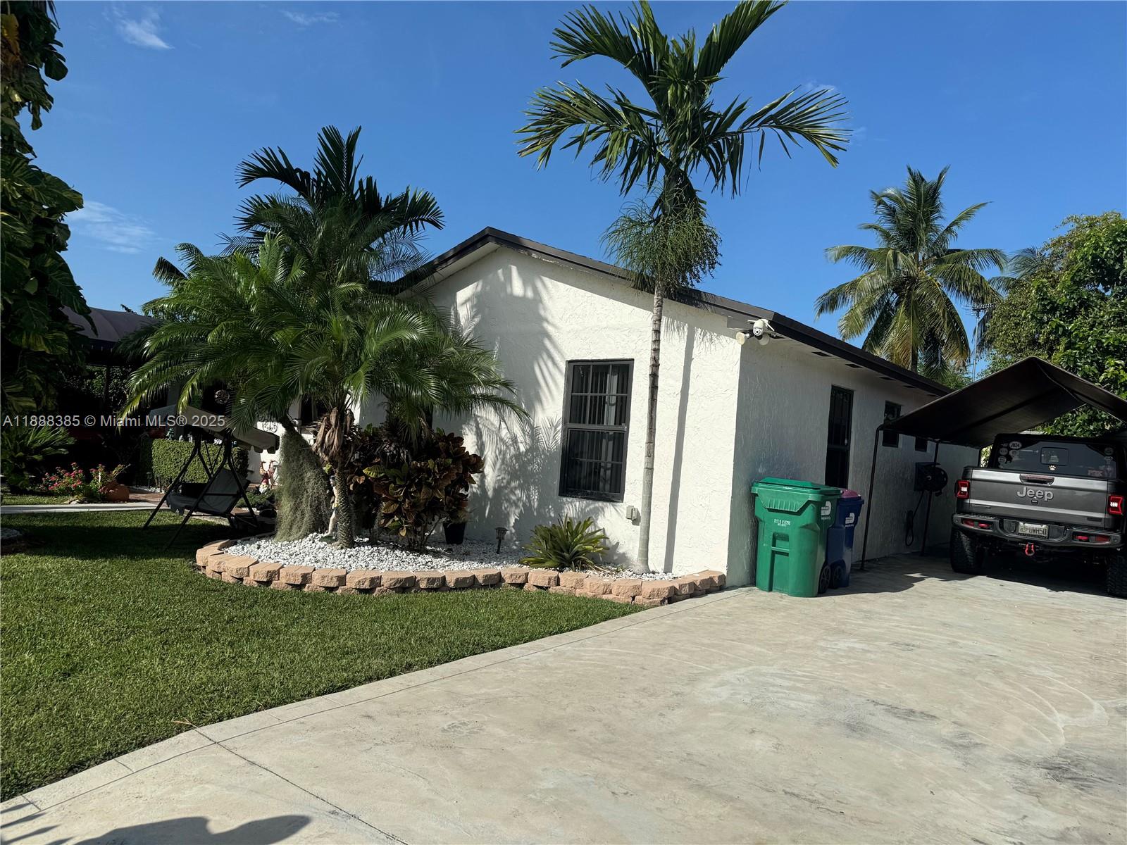 MEADOW WOOD MANOR SEC 3 - Residential