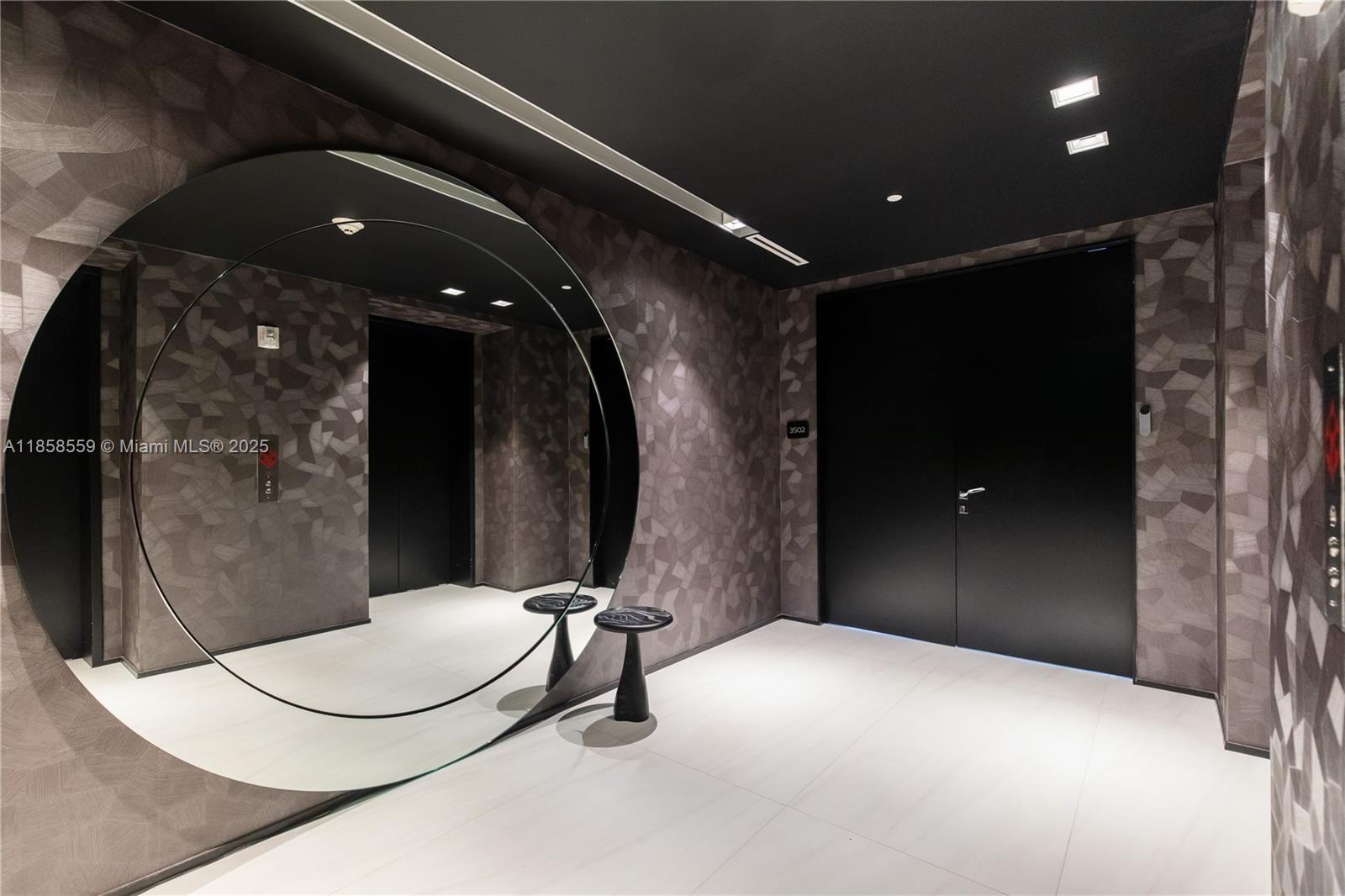 ONE THOUSAND MUSEUM CONDO - Residential