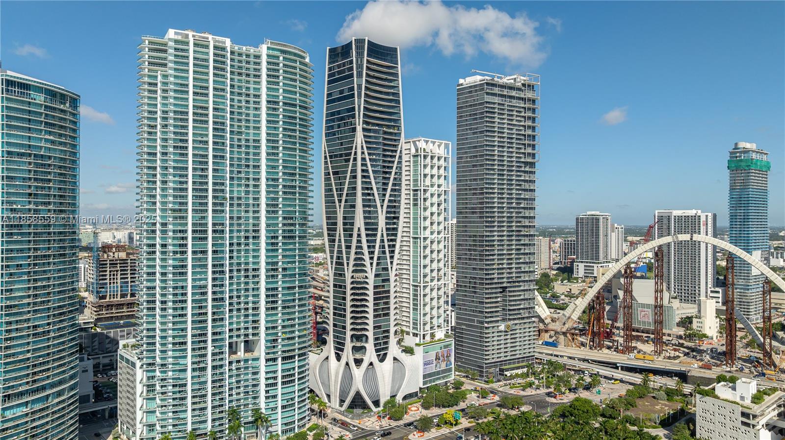 ONE THOUSAND MUSEUM CONDO - Residential