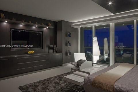 SANTA MARIA CONDO - Residential