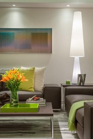 SANTA MARIA CONDO - Residential