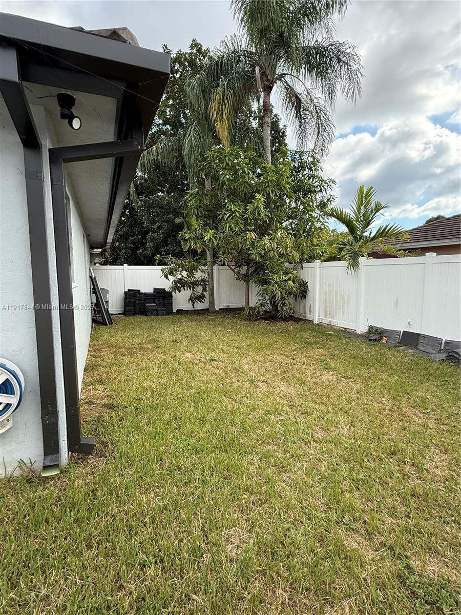 ANDRADE SUB - Residential Lease