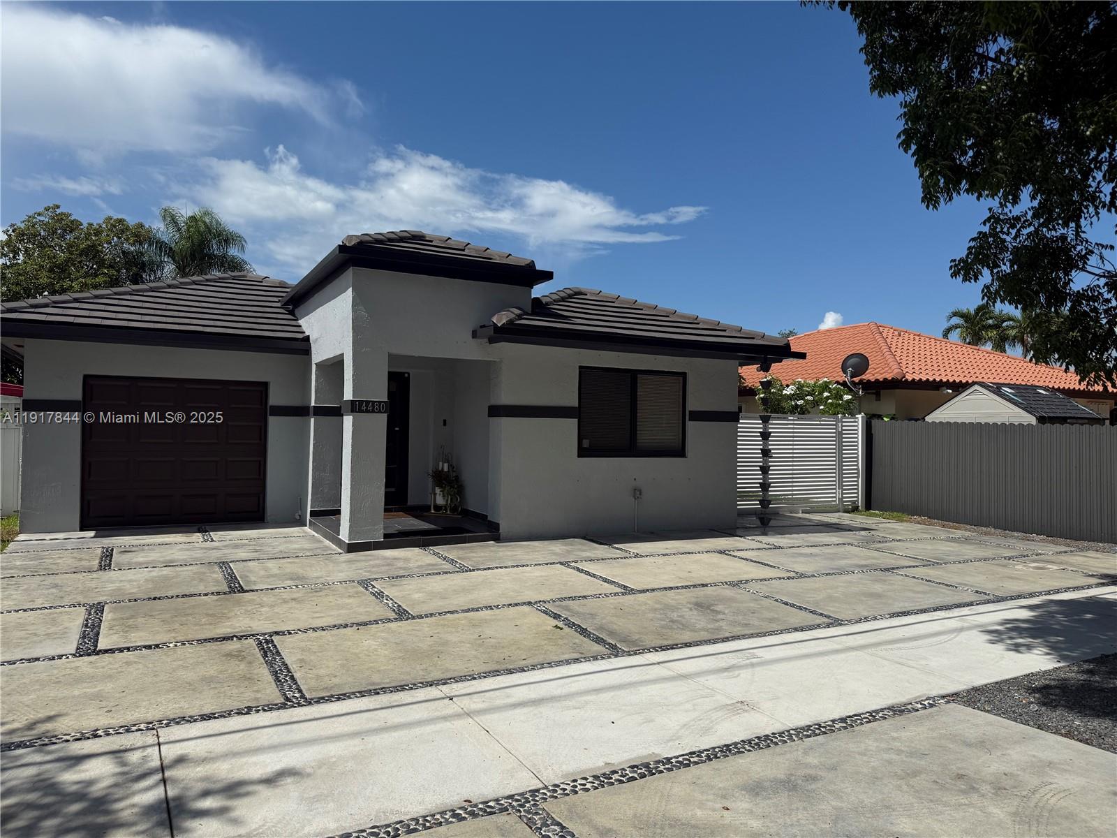 ANDRADE SUB - Residential Lease