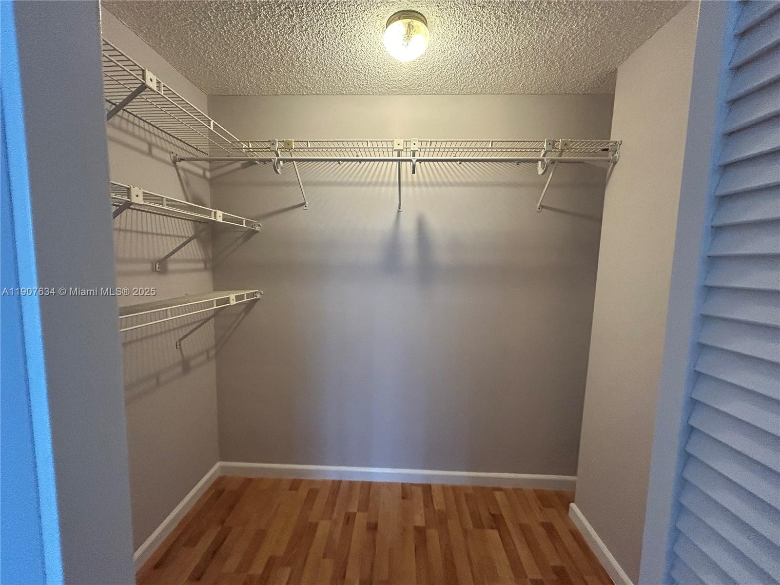 OCEANVIEW PARK CONDO - Residential Lease