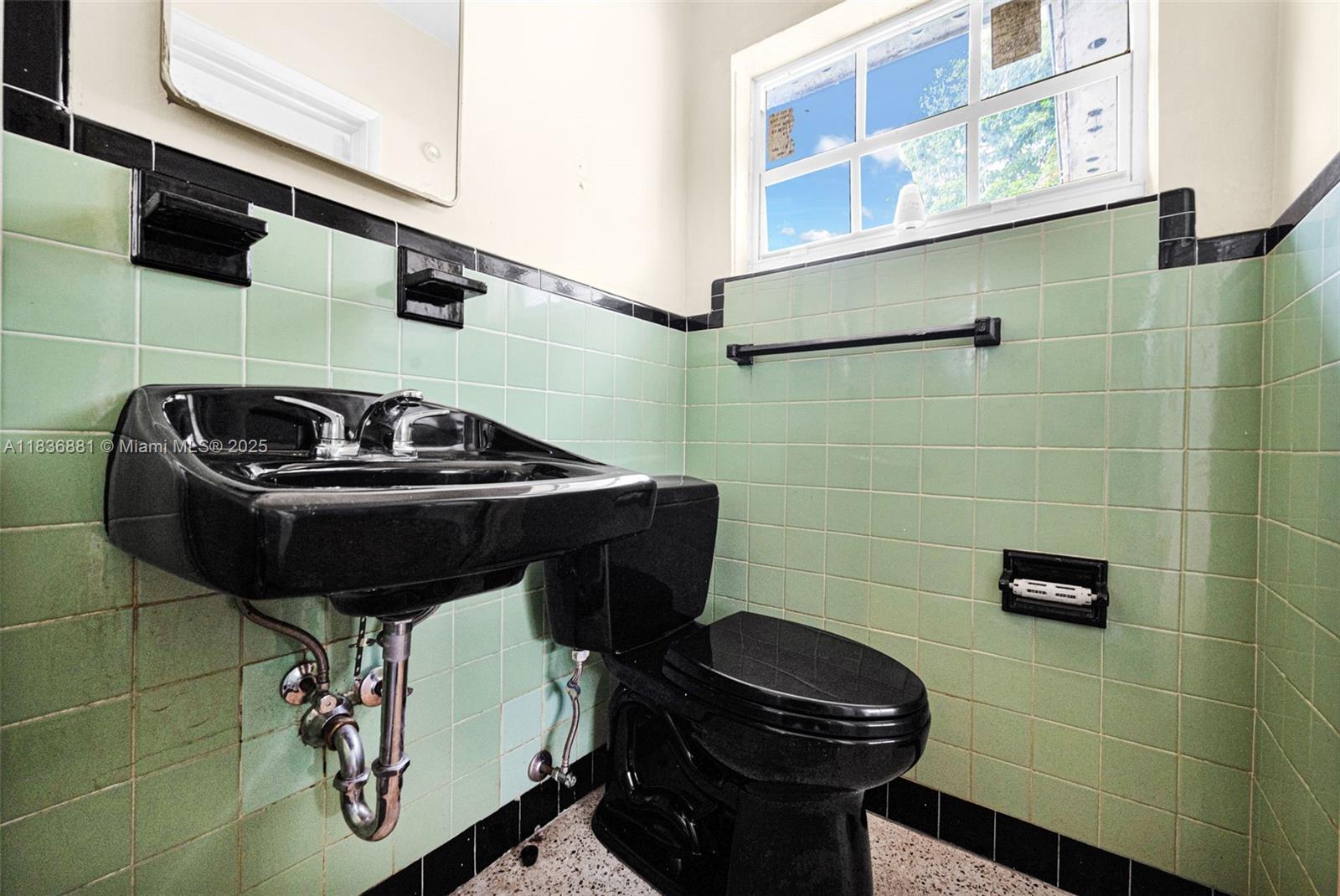 FAIRMONT - Residential