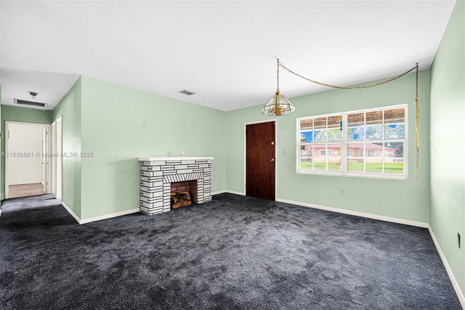 FAIRMONT - Residential