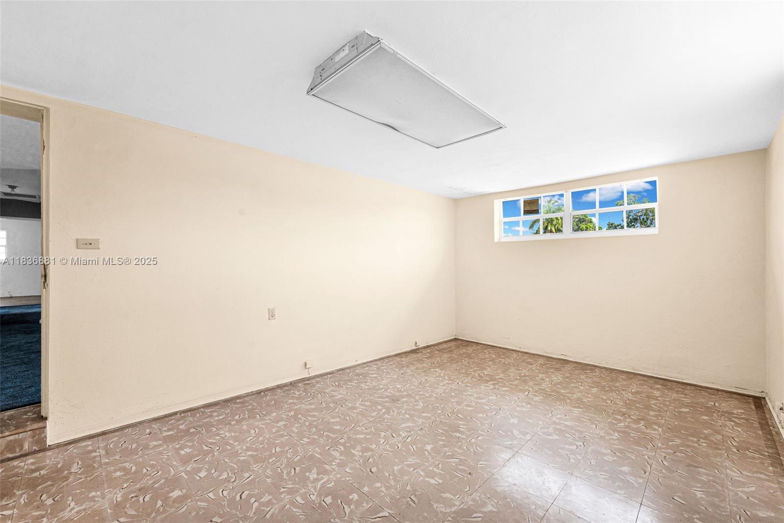 FAIRMONT - Residential