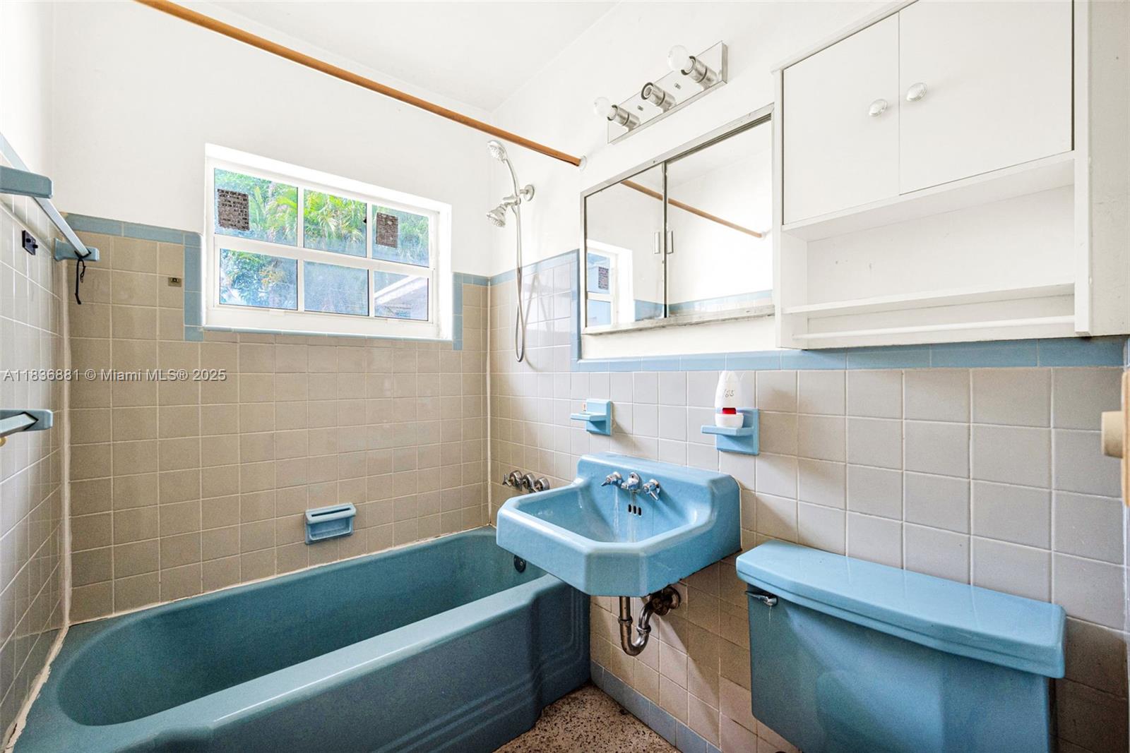 FAIRMONT - Residential