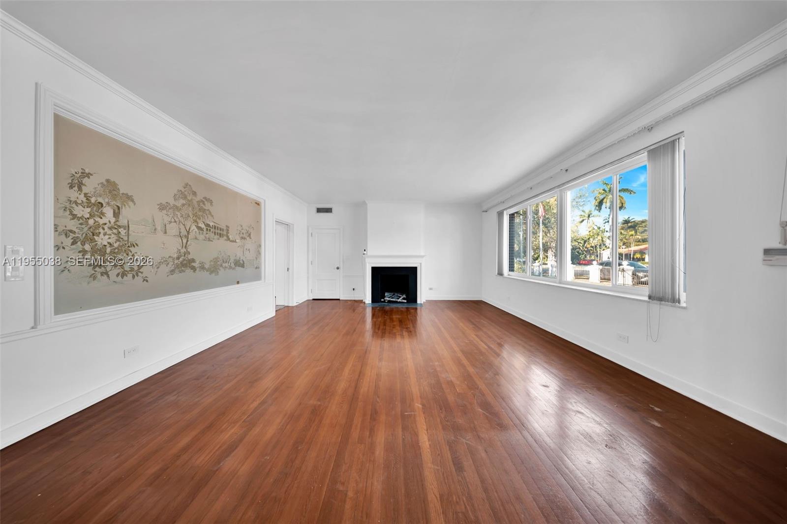 COUNTRY CLUB ESTATES SEC - Residential