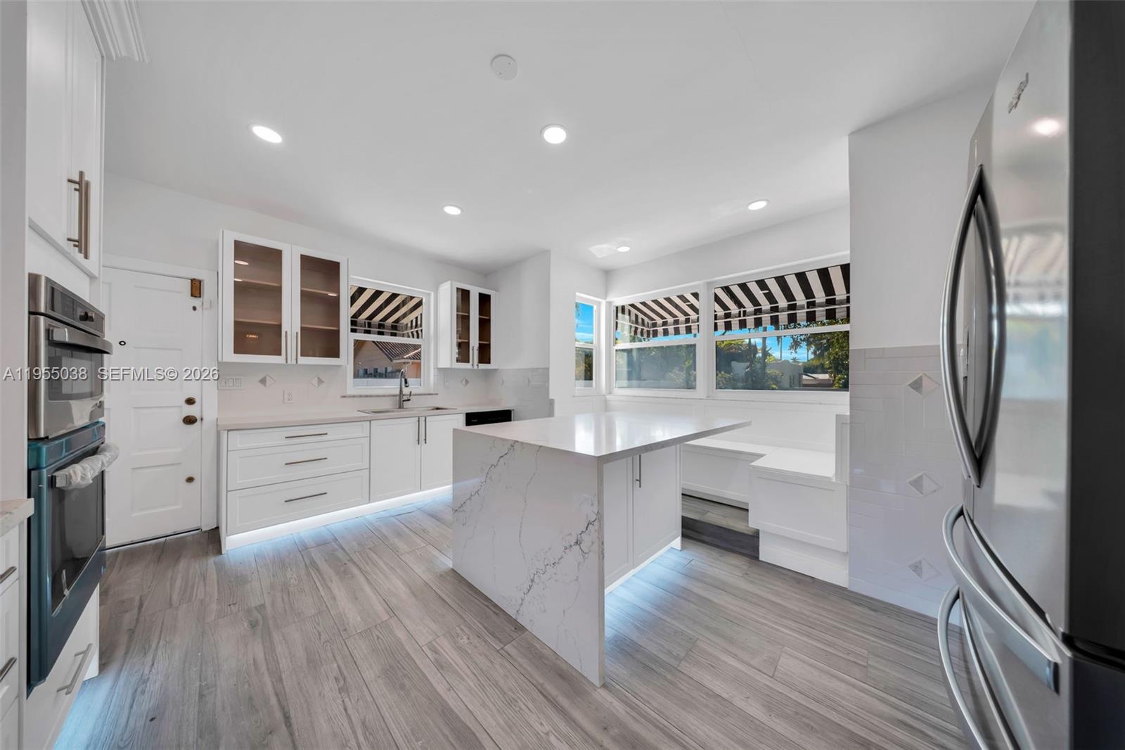 COUNTRY CLUB ESTATES SEC - Residential