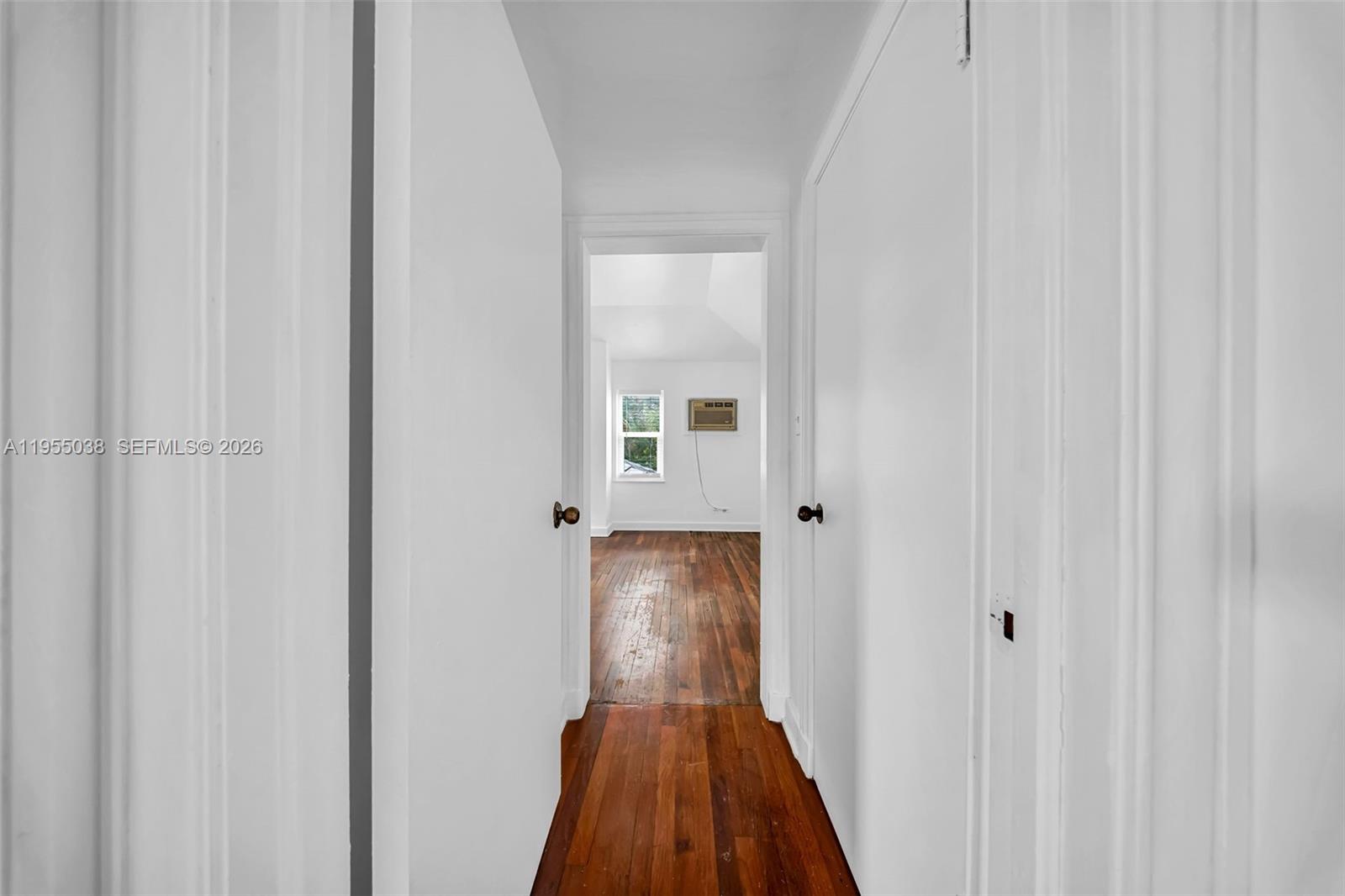 COUNTRY CLUB ESTATES SEC - Residential