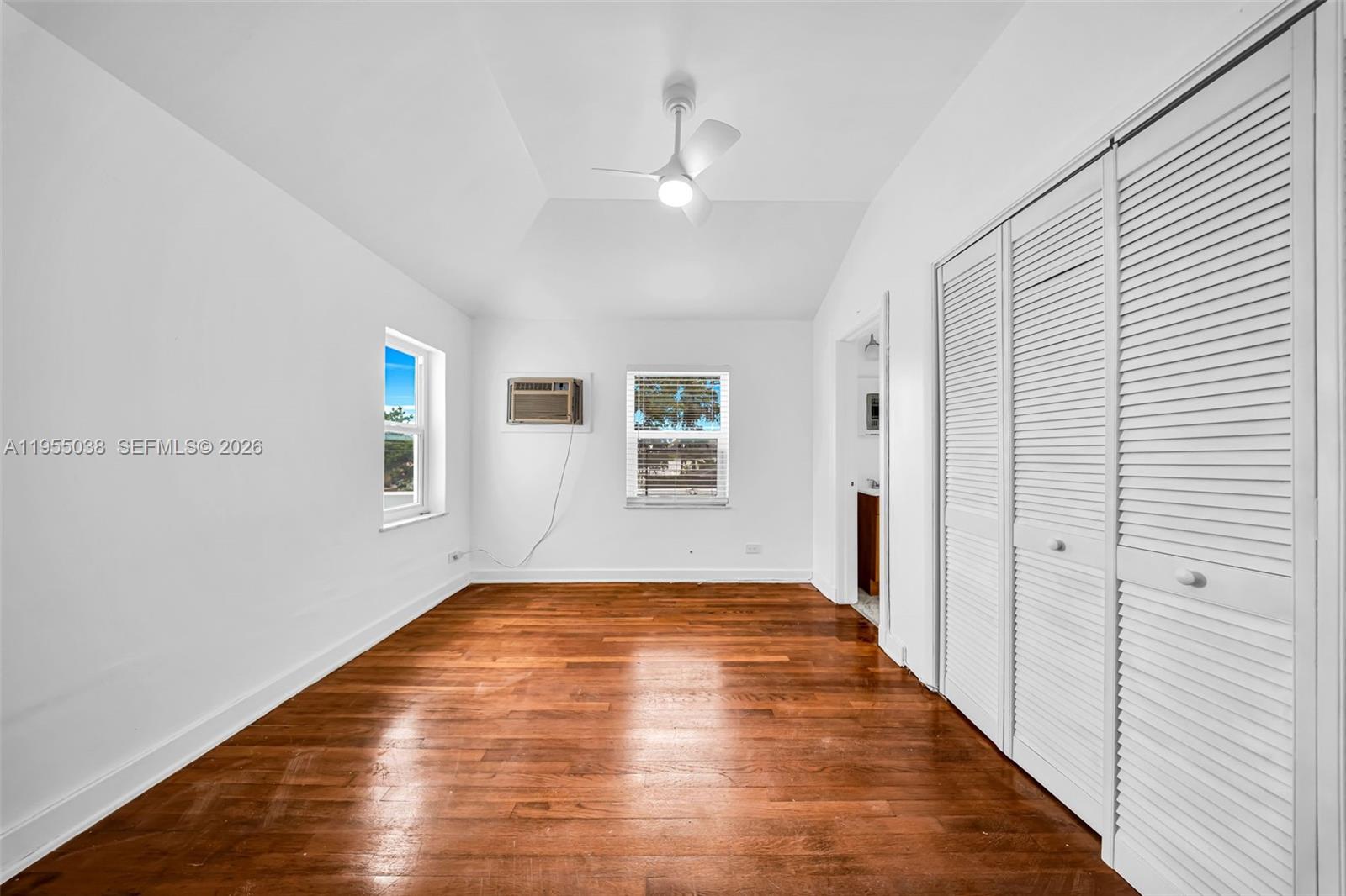 COUNTRY CLUB ESTATES SEC - Residential