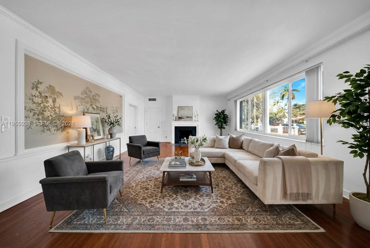 COUNTRY CLUB ESTATES SEC - Residential