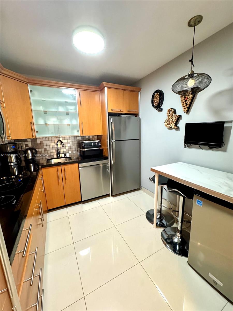 SEA AIR TOWERS CONDO - Residential