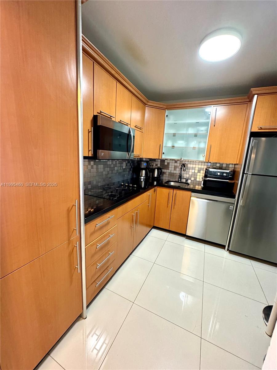 SEA AIR TOWERS CONDO - Residential